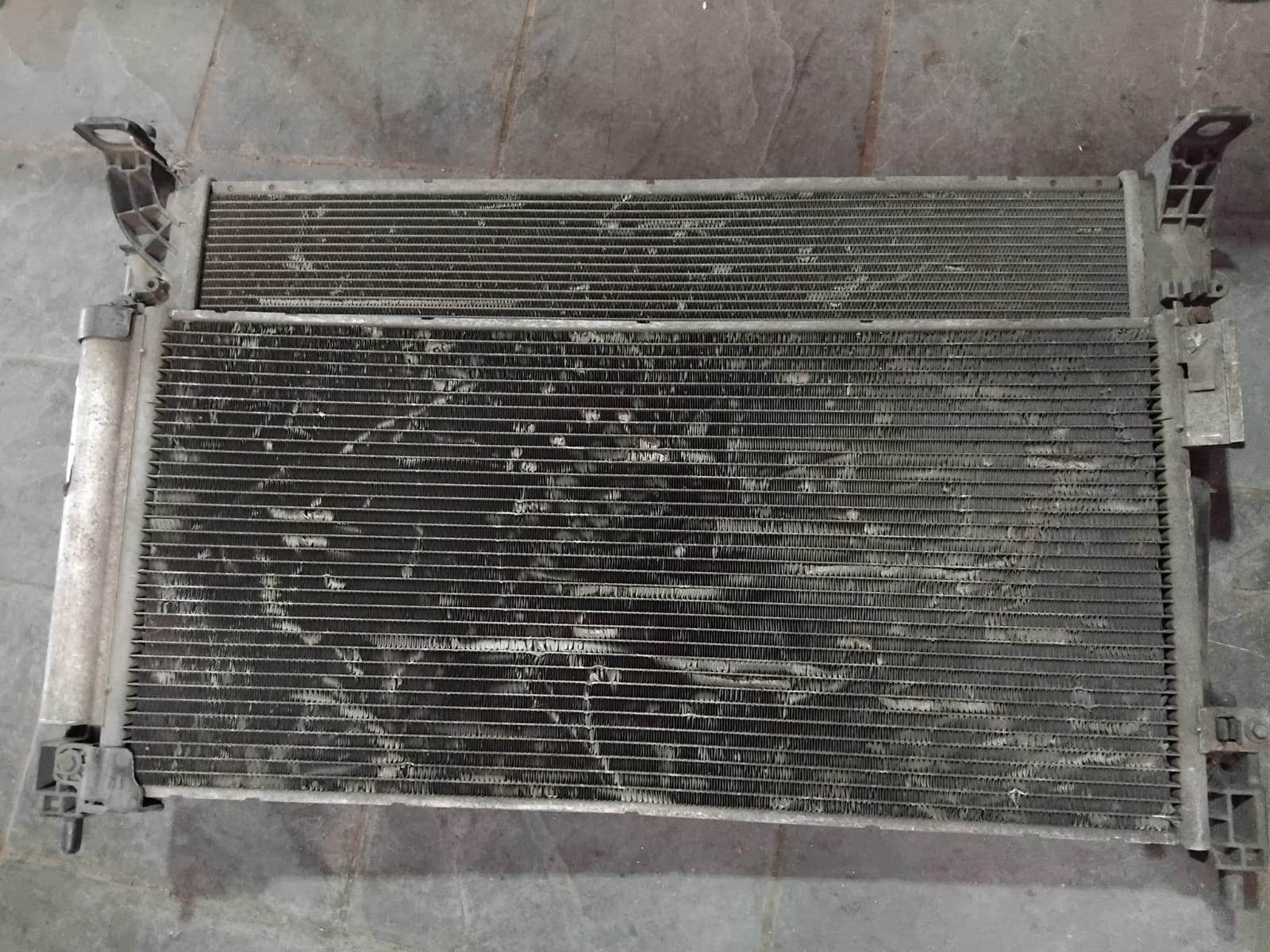 CONDENSADOR PUNTO LINEA 2005/2013 1.8 16V  USADO