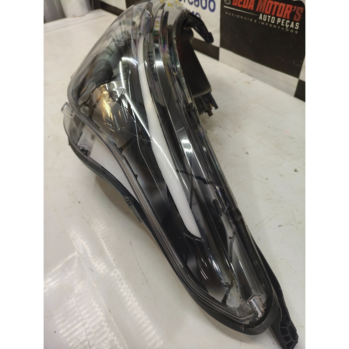 Farol Dianteiro Esquerdo S/led Fiat Cronos 20/2025 52138594 Esquerdo/motorista - Imagem 9