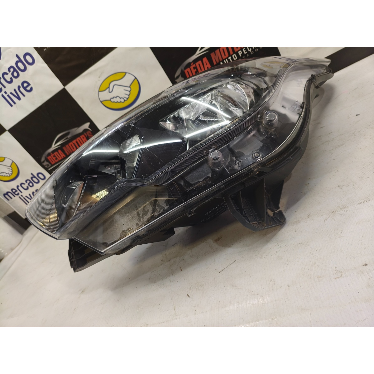 Farol Dianteiro Esquerdo S/led Fiat Cronos 20/2025 52138594 Esquerdo/motorista - Imagem 4