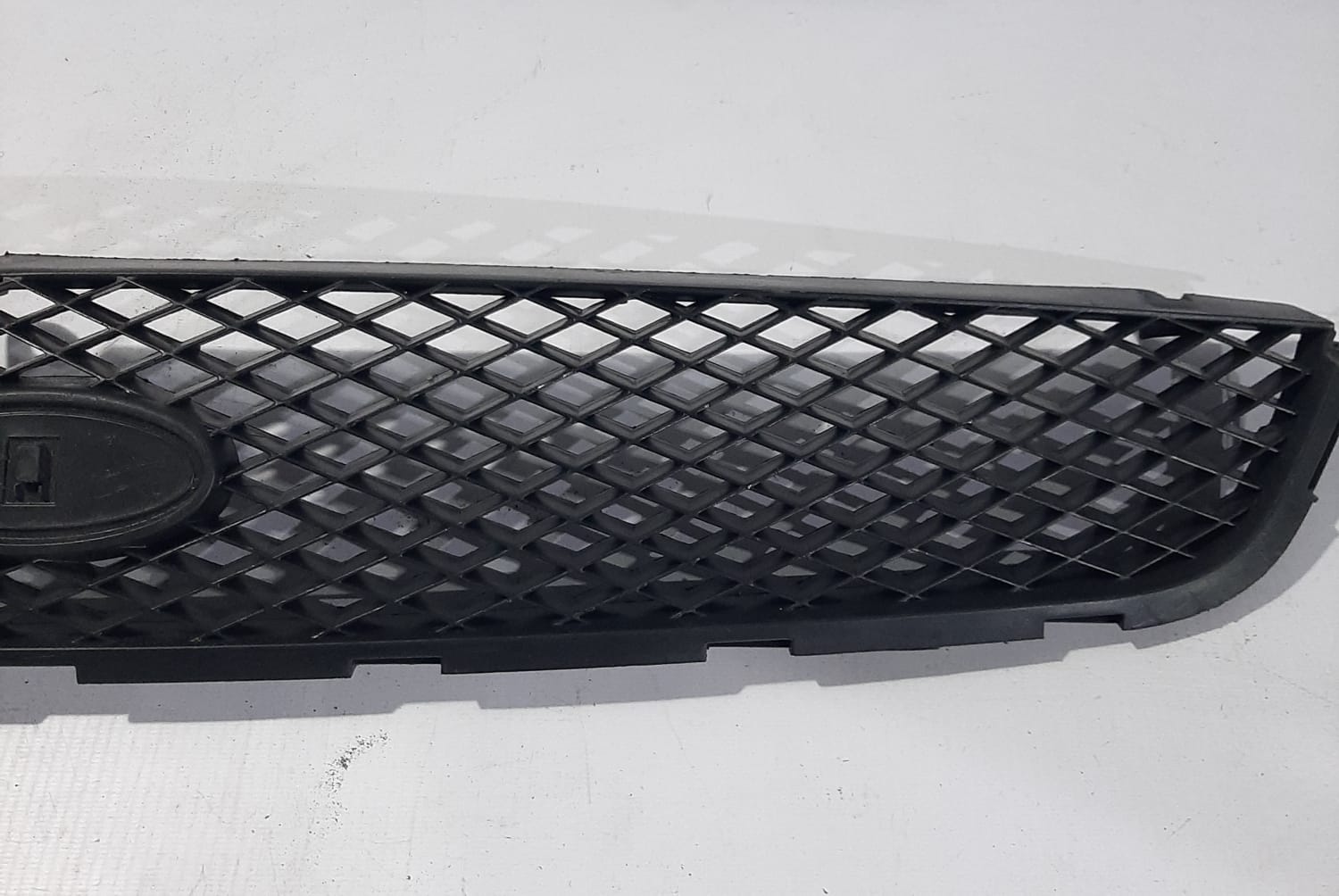 GRADE DIANTEIRA FORD KA 2003/2007 - Imagem 3