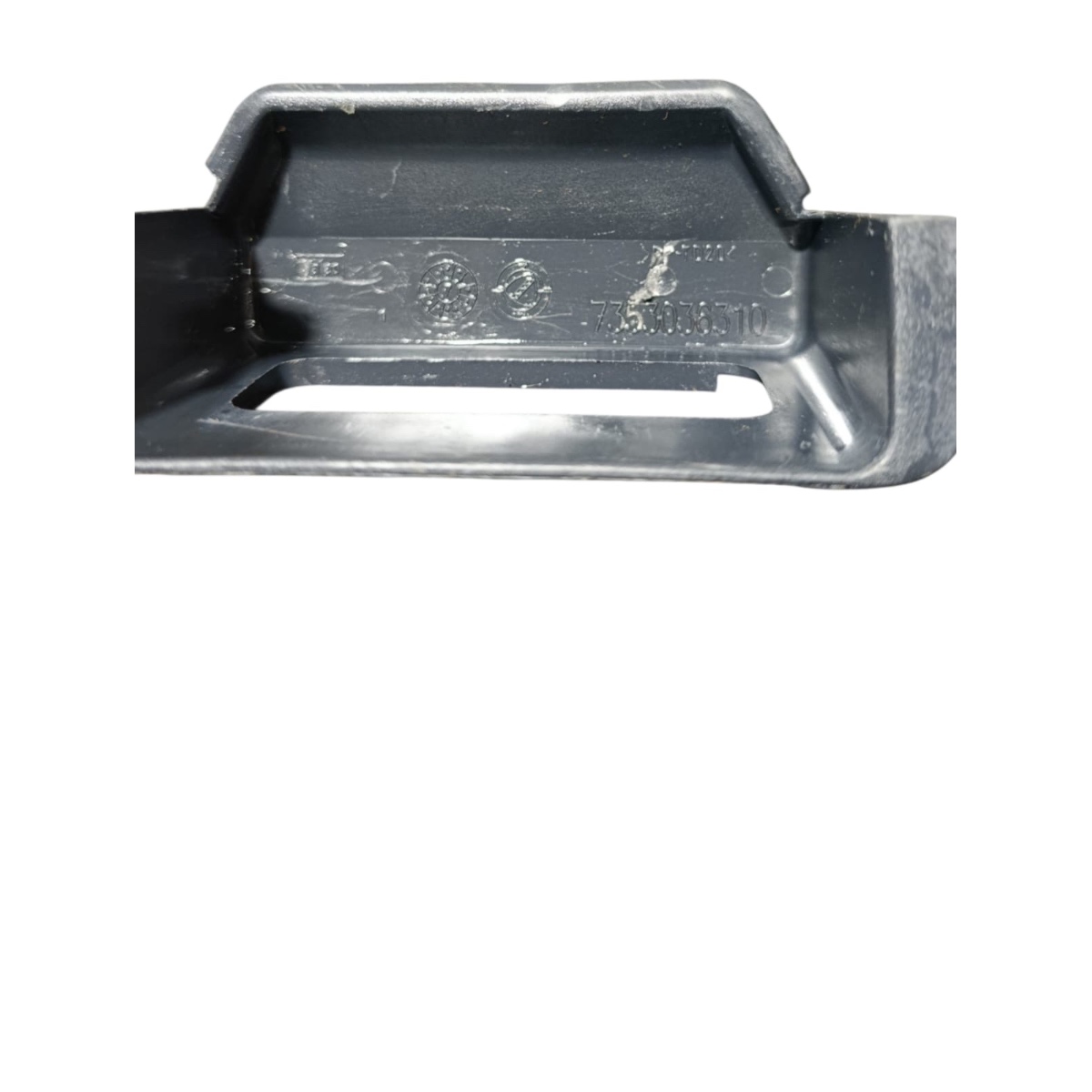 Moldura Batente tampa Porta Malas Fiat Palio 2004/2012 - Imagem 8