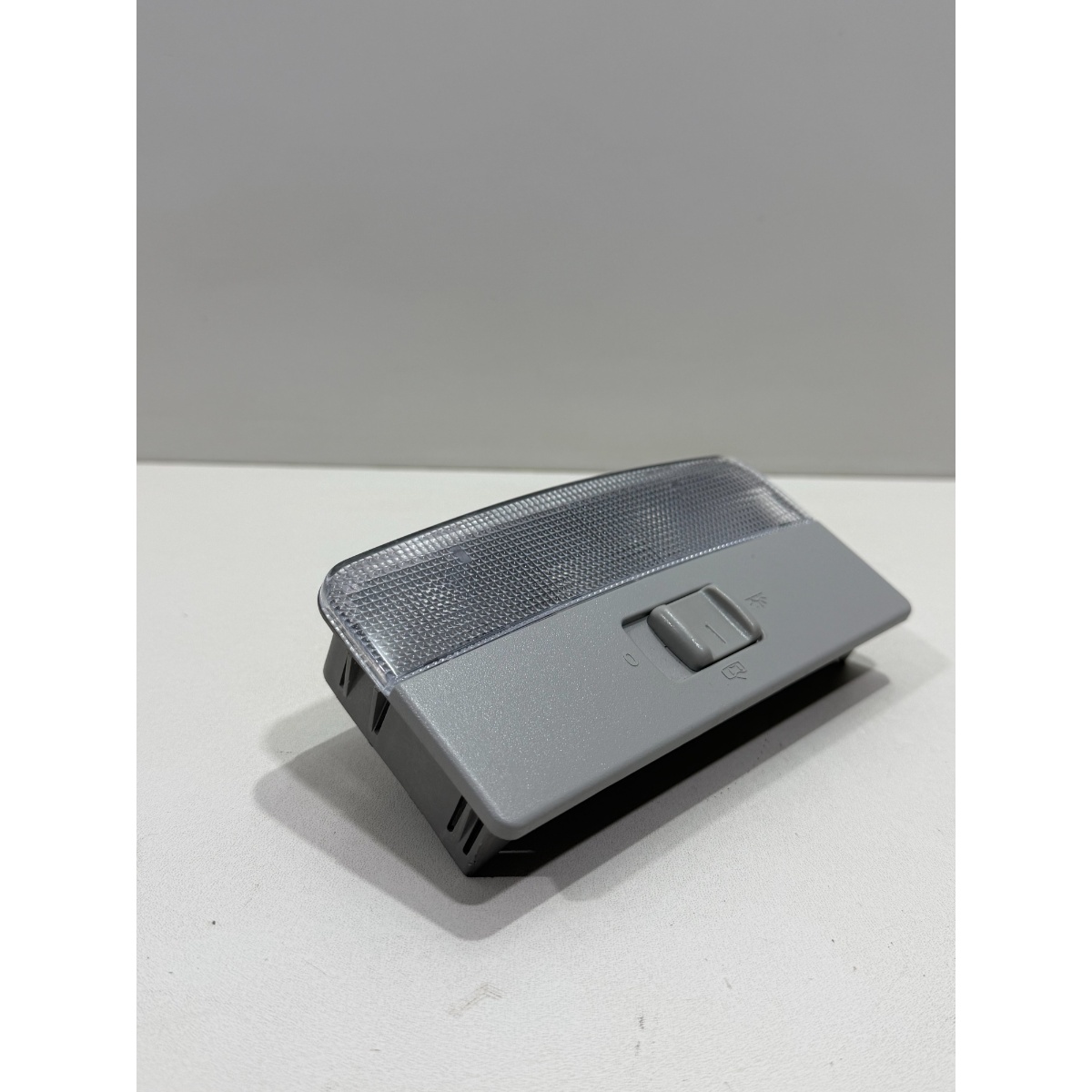 Luz Teto Cortesia Volkswagen Polo Track 2025 (usado) - Imagem 3