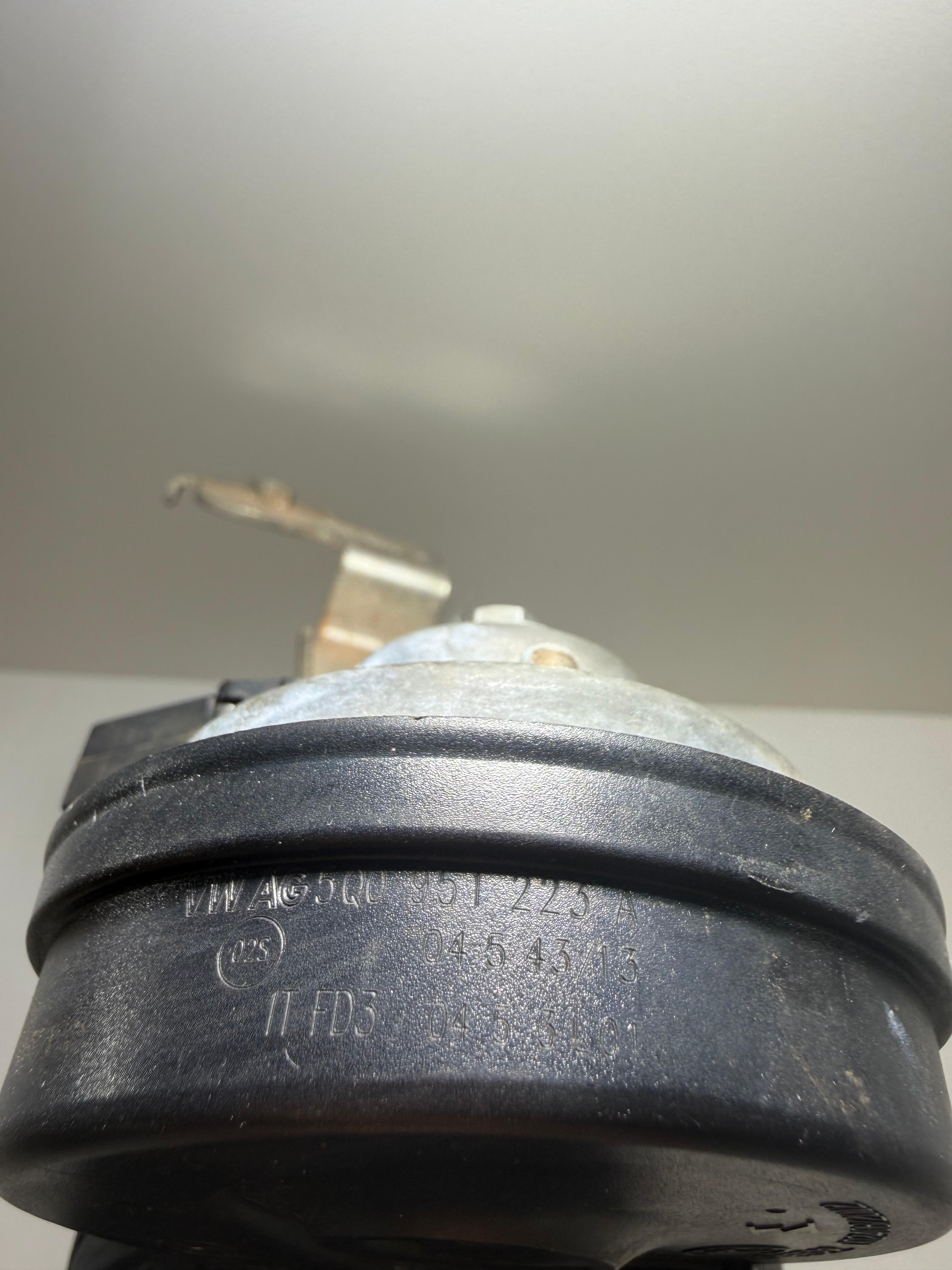 Buzina Aguda Audi 5Q0951223A - Imagem 3