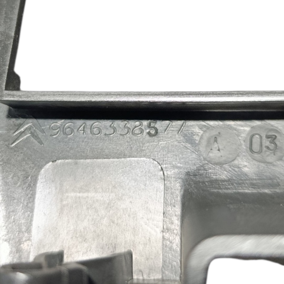 Moldura Console Central Citroen C4 Pallas 2007/2010 Original - Imagem 4