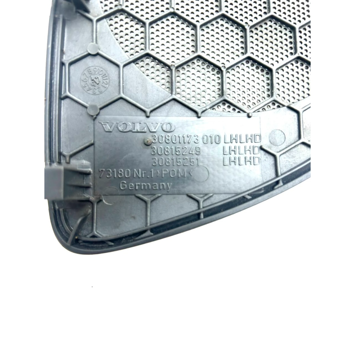 Moldura Grade Auto Falante Diant.Esque Volvo V40 1997 - Imagem 2