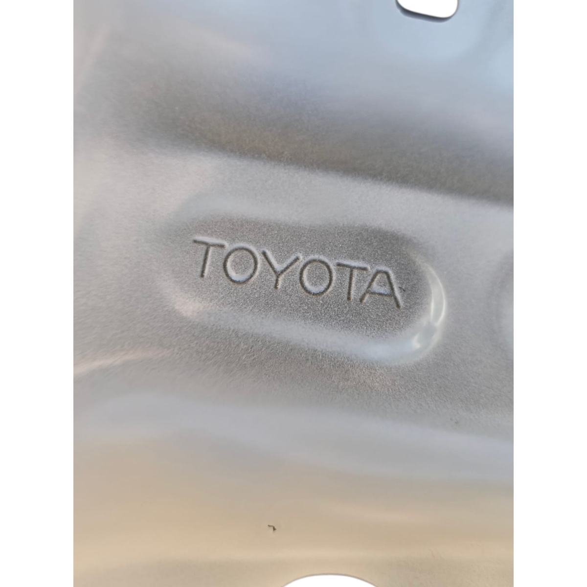 Tampa Traseira Toyota Yaris Sedan 18/23 Original Recuperada Branco - Imagem 9