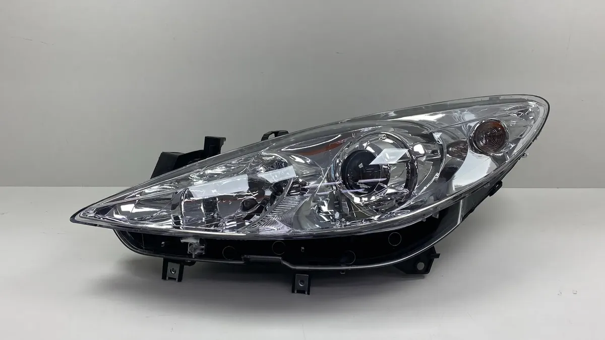 Farol 307 Cromado Com Milha Equerdo