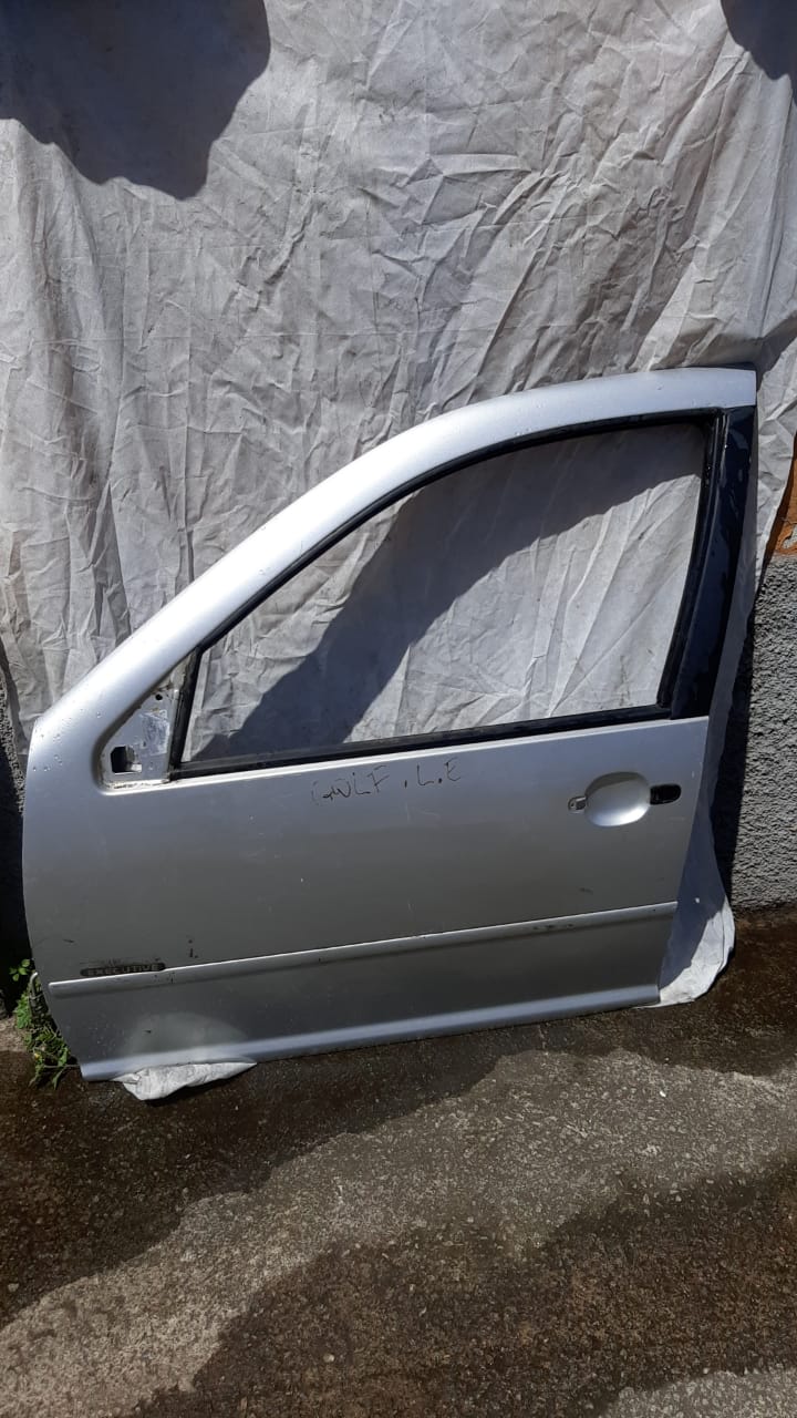 PORTA DIANT GOLF LE 00/07 PRATA