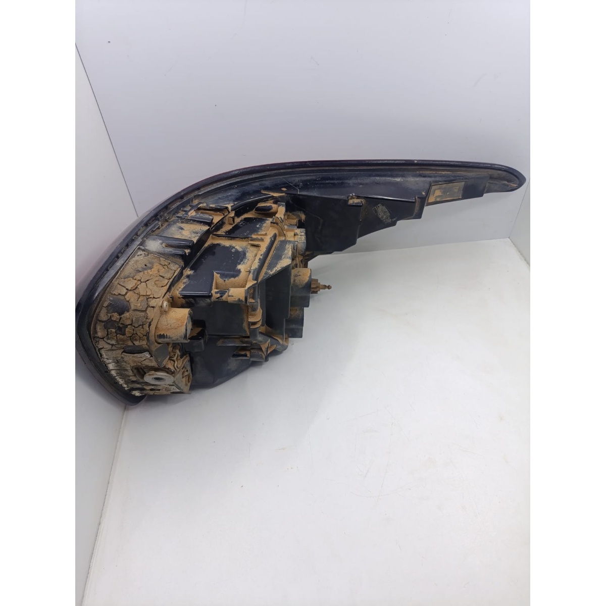 Lanterna Traseira Esquerda Fiat Toro