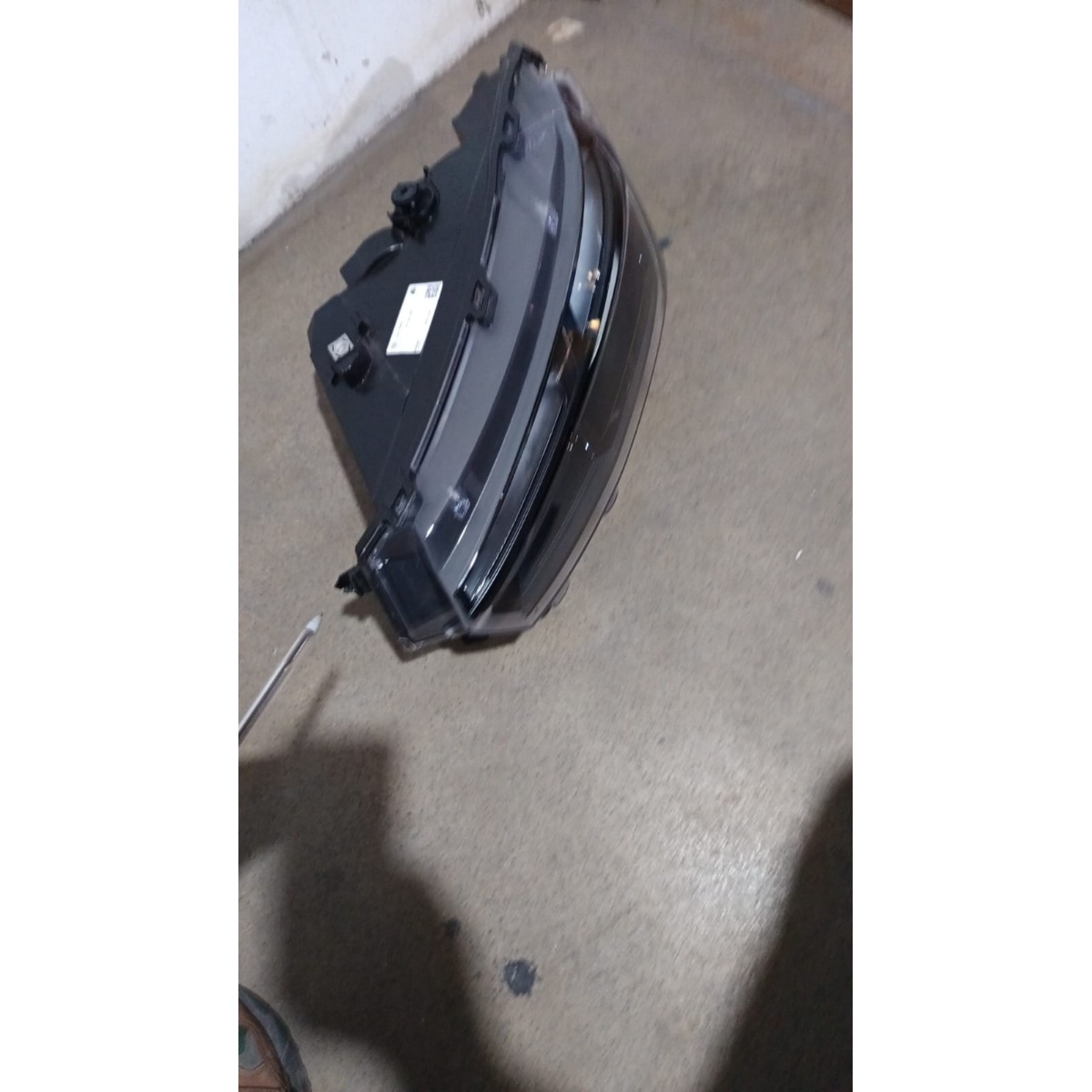 Farol Volkswagen Terá Lado Esquerdo Com Detalhe Pequeno Como Esquerdo/motorista - Imagem 5