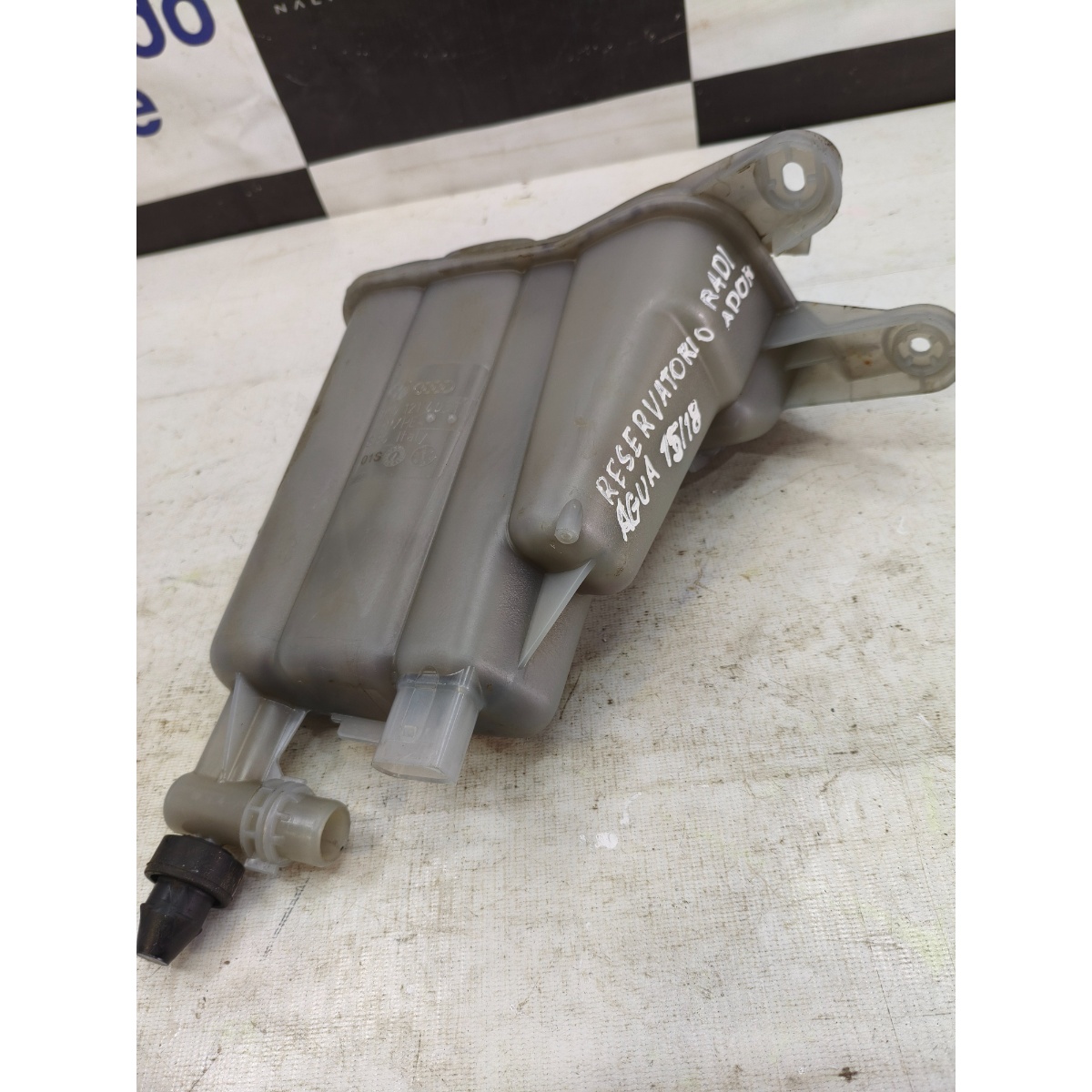Reservatorio Agua Radiador Porsche Macan 2.0 15 A 18 8K01214 - Imagem 4