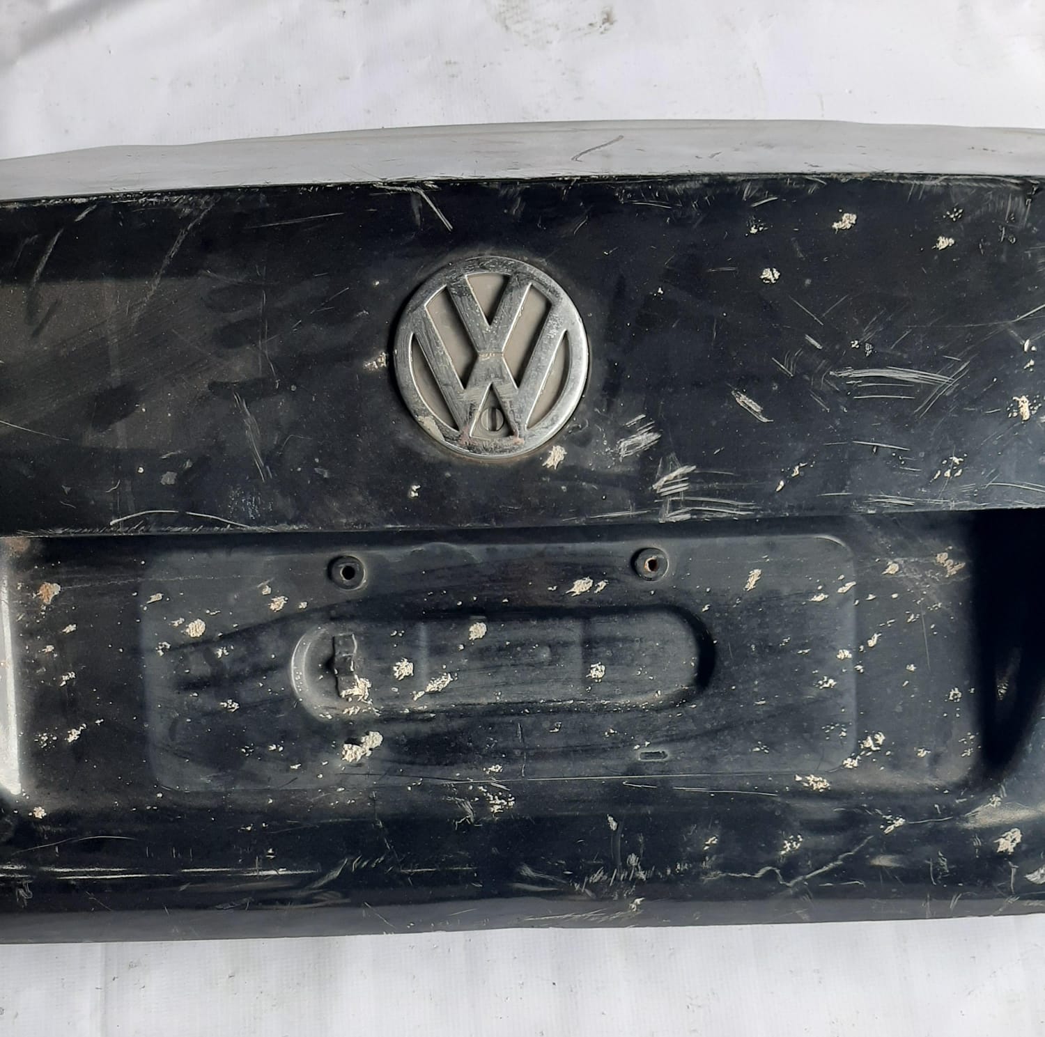 TAMPA TRASEIRA POLO SEDAN 2003/2014 (PRETA) - Imagem 3