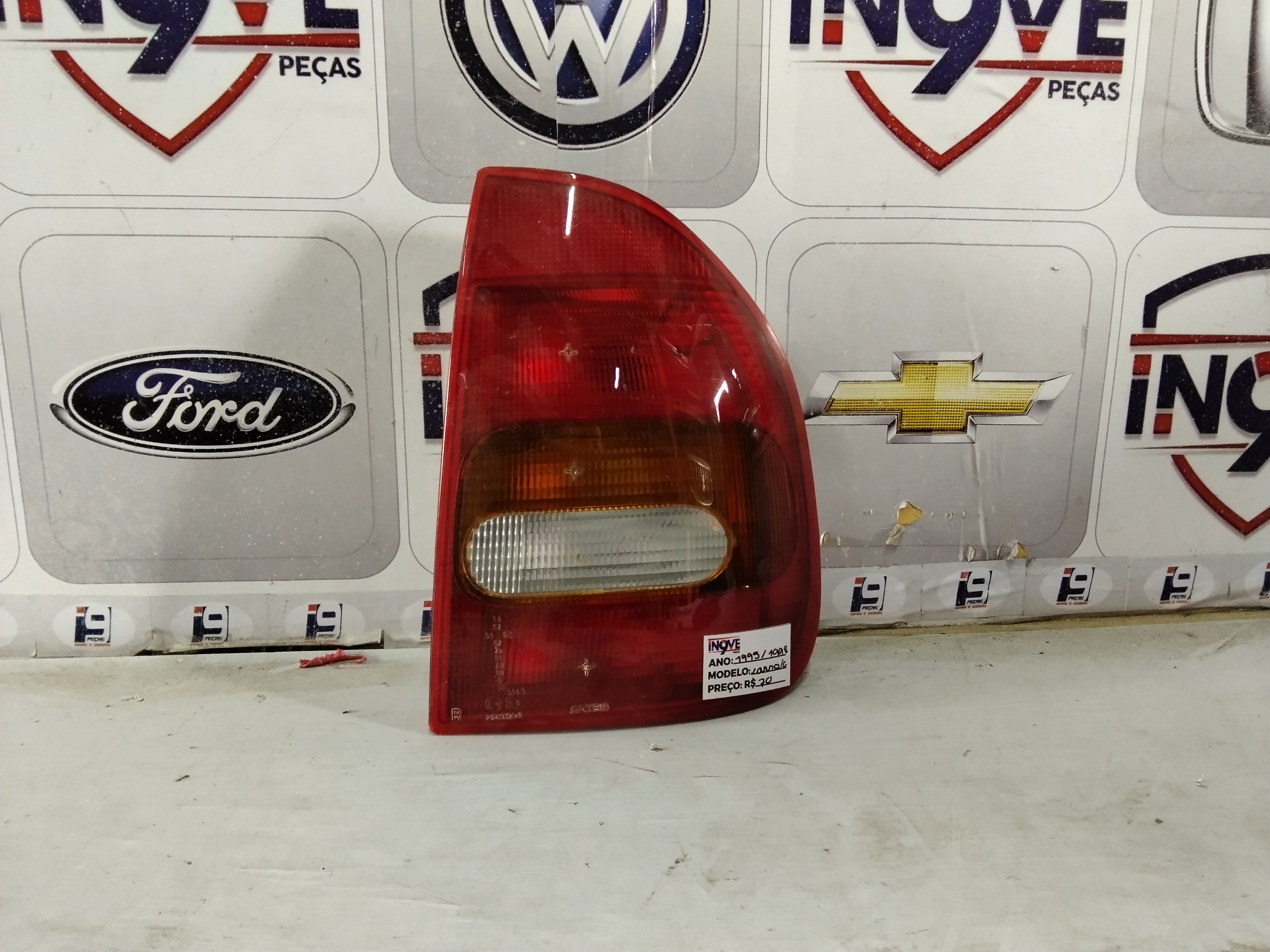 Lanterna traseira direita Corsa classic 1995 a 1998 - Imagem 1