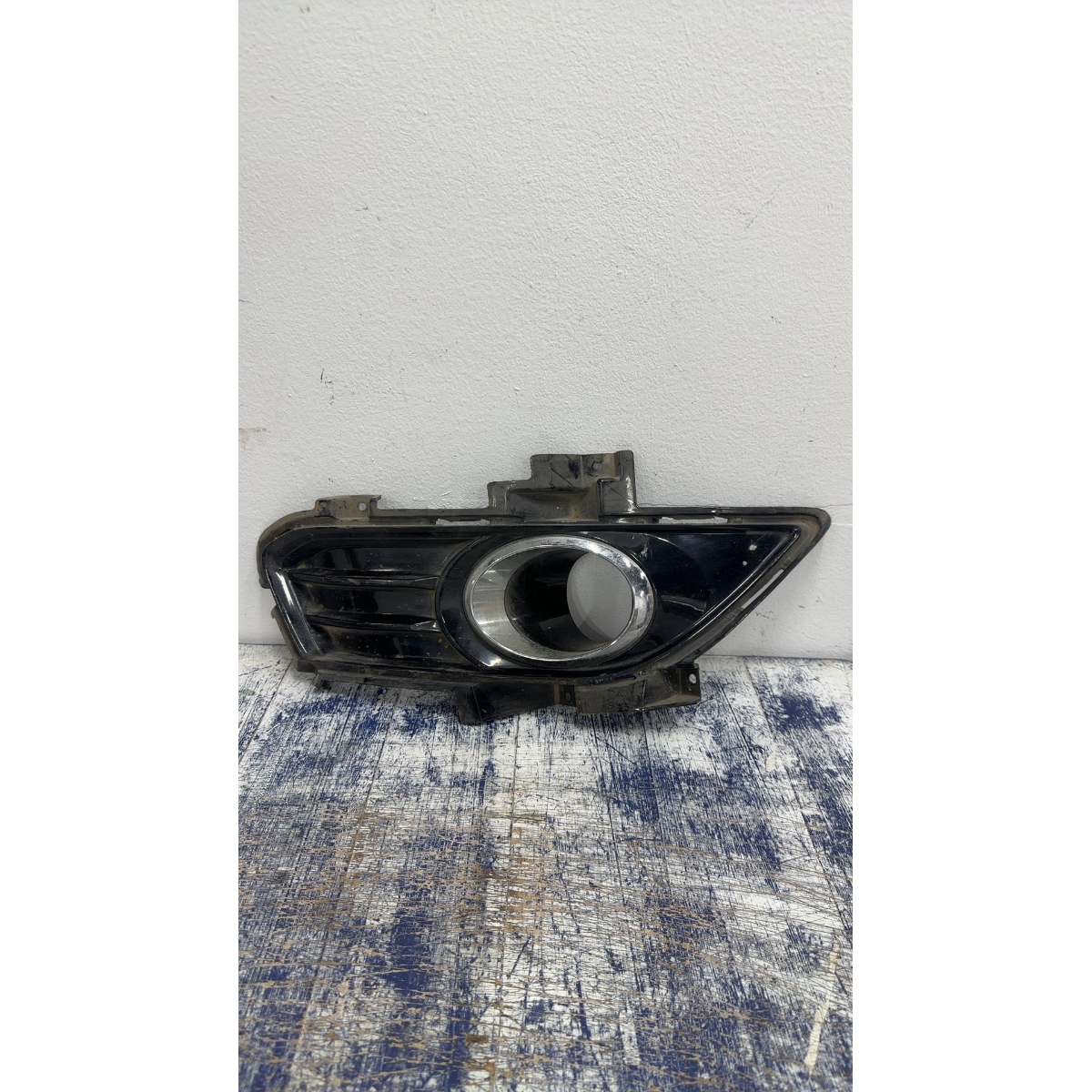 Moldura Farol Milha Direito Ford Fusion Preto Direito