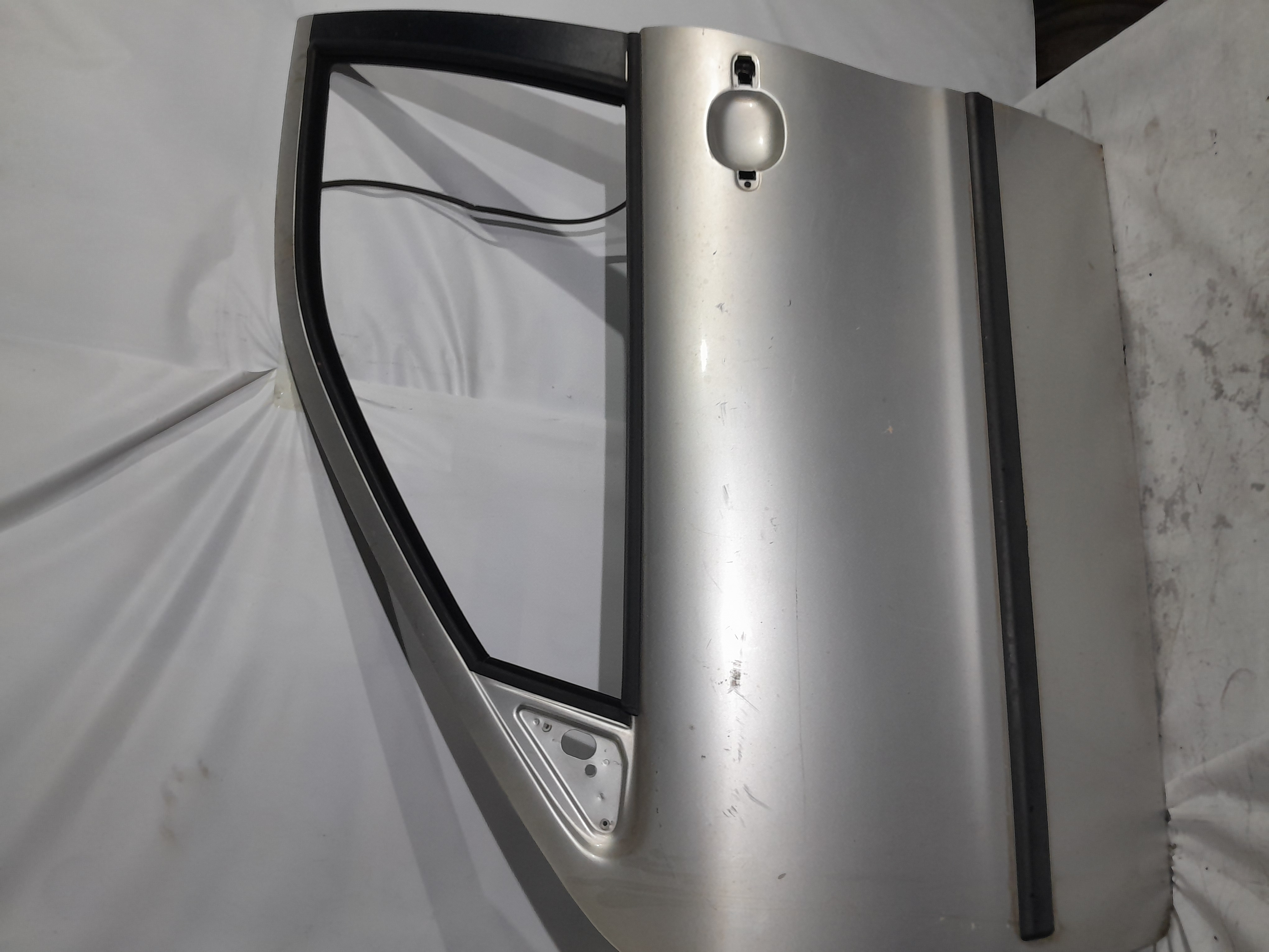 PORTA  DIANTEIRA LE SEAT CORDOBA  1998  (CINZA)