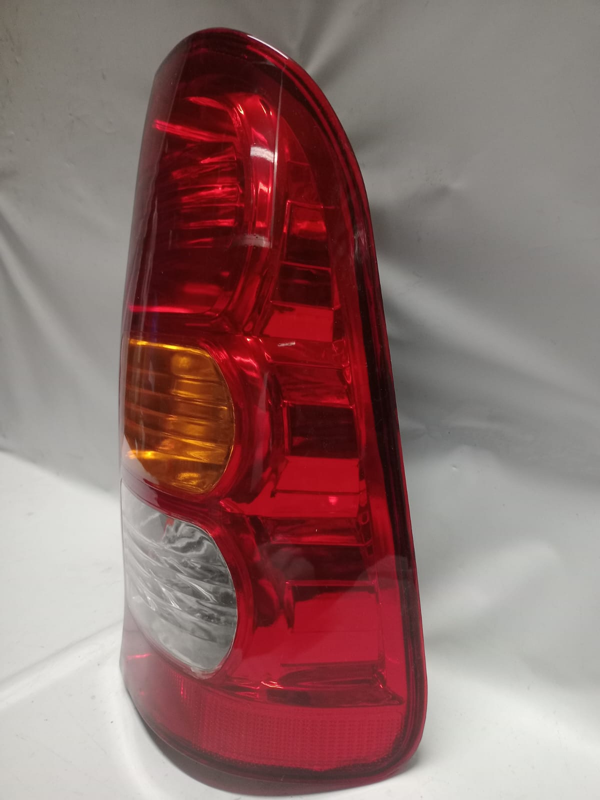 LANTERNA TRASEIRA HILUX PICK UP 2005/2011 TRICOLOR LD USADA@ - Imagem 3