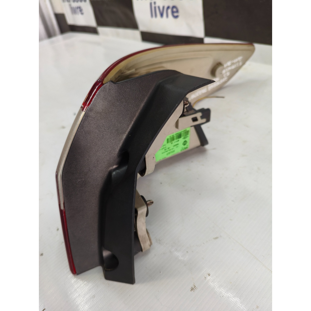 Lanterna Tras Esquerda Renault Fluence 11 A 18 265552802r - Imagem 5