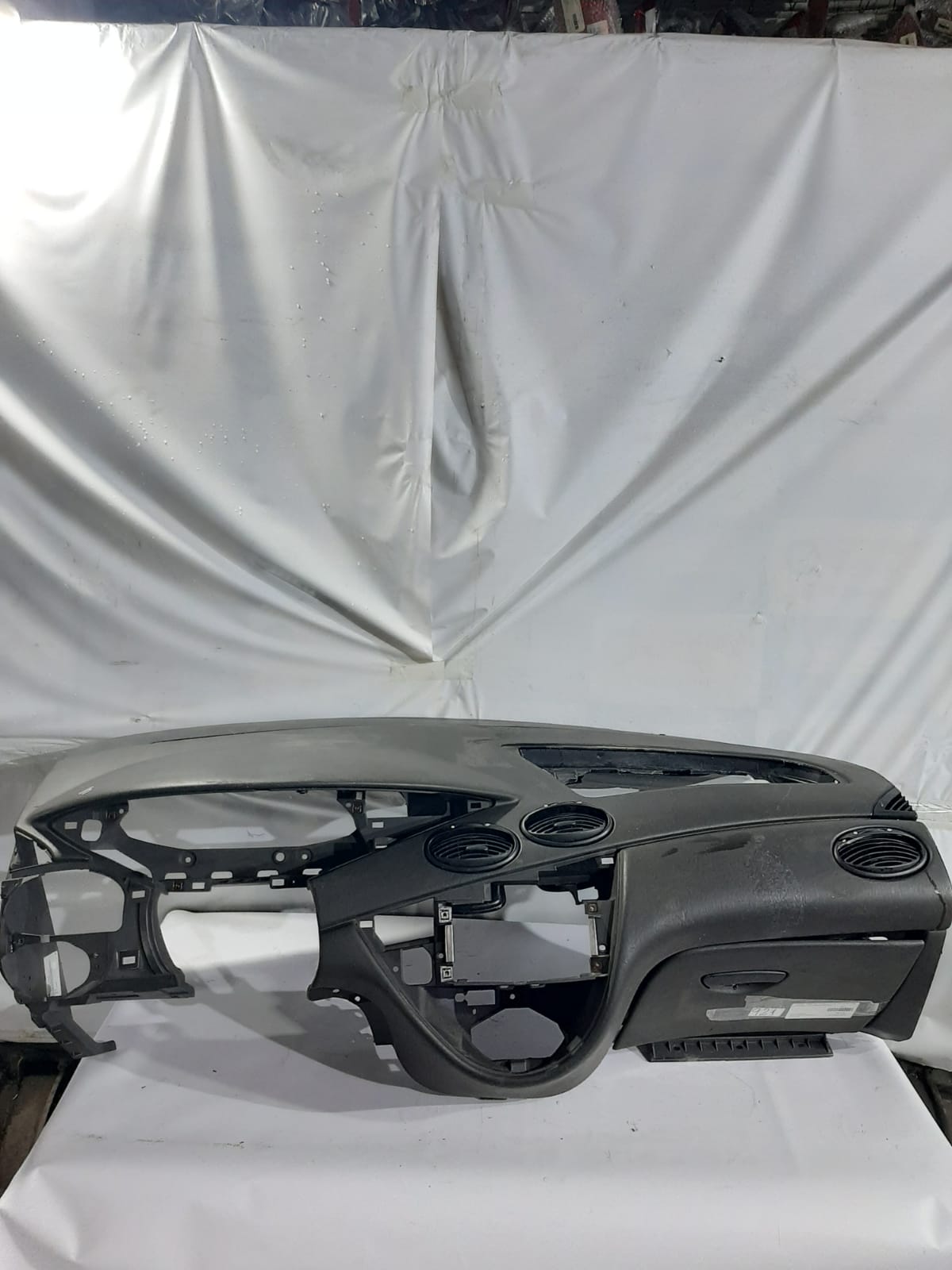 PAINEL TABELIER FORD FOCUS 2001/2008 COM AIR BAG COD:(98AB18