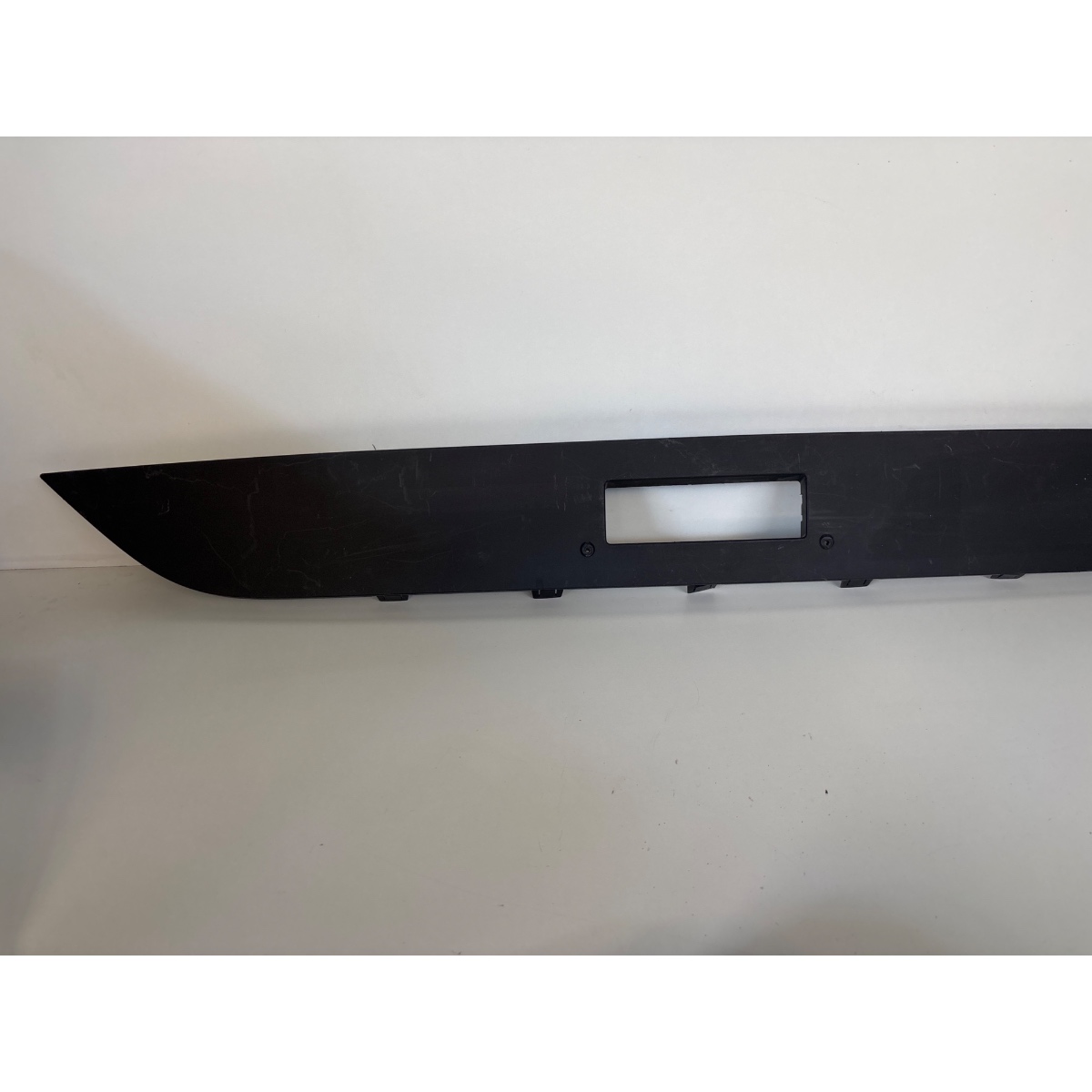 Moldura do Para-choque Traseiro Grand Siena 2013-2019 - Imagem 2