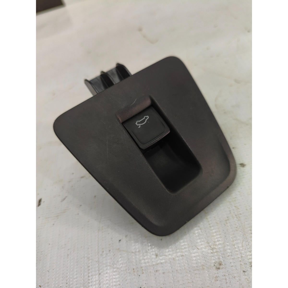 Interruptor Comando Porta Malas Vw Tiguan 18 A 25 3G0959831 - Imagem 5