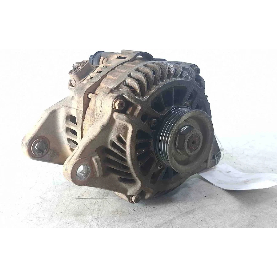 Alternador de Pajero TR4 2012