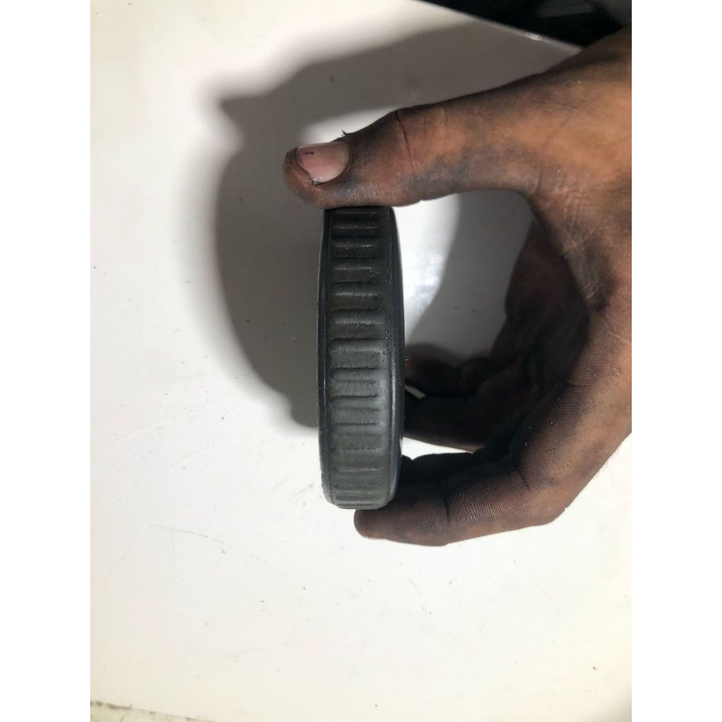 Roldana Manopla Banco Lado Direito Vw Polo Beetle (usado) - Imagem 4