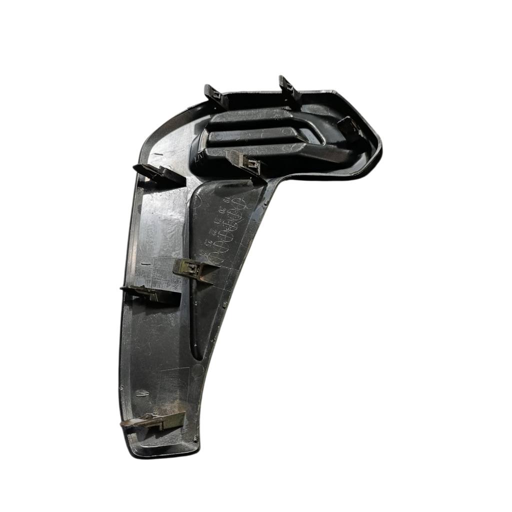 Moldura Do Farol De Milha Direito Toyota Hilux 2021/2023 Preto Direito - Imagem 3