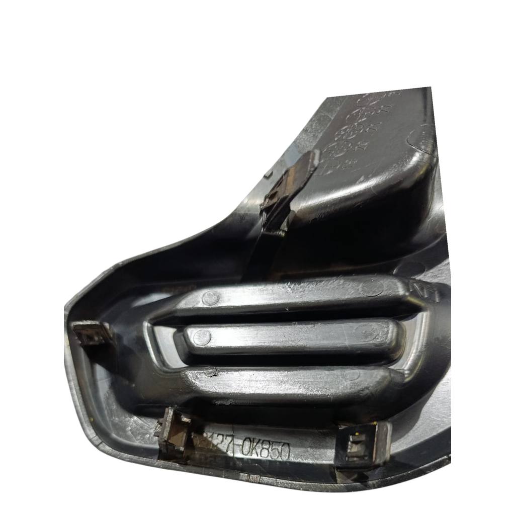 Moldura Do Farol De Milha Direito Toyota Hilux 2021/2023 Preto Direito - Imagem 5