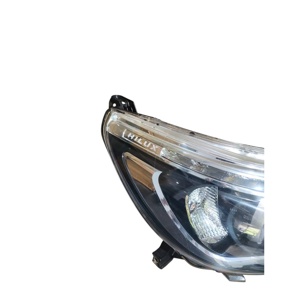 Farol Direito Toyota Hilux 2016 a 2019 original Recuperada - Imagem 8