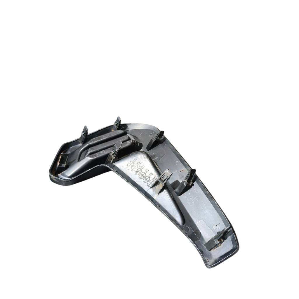 Moldura do farol de milha direita Hilux 2021/2024 521280k85 - Imagem 3