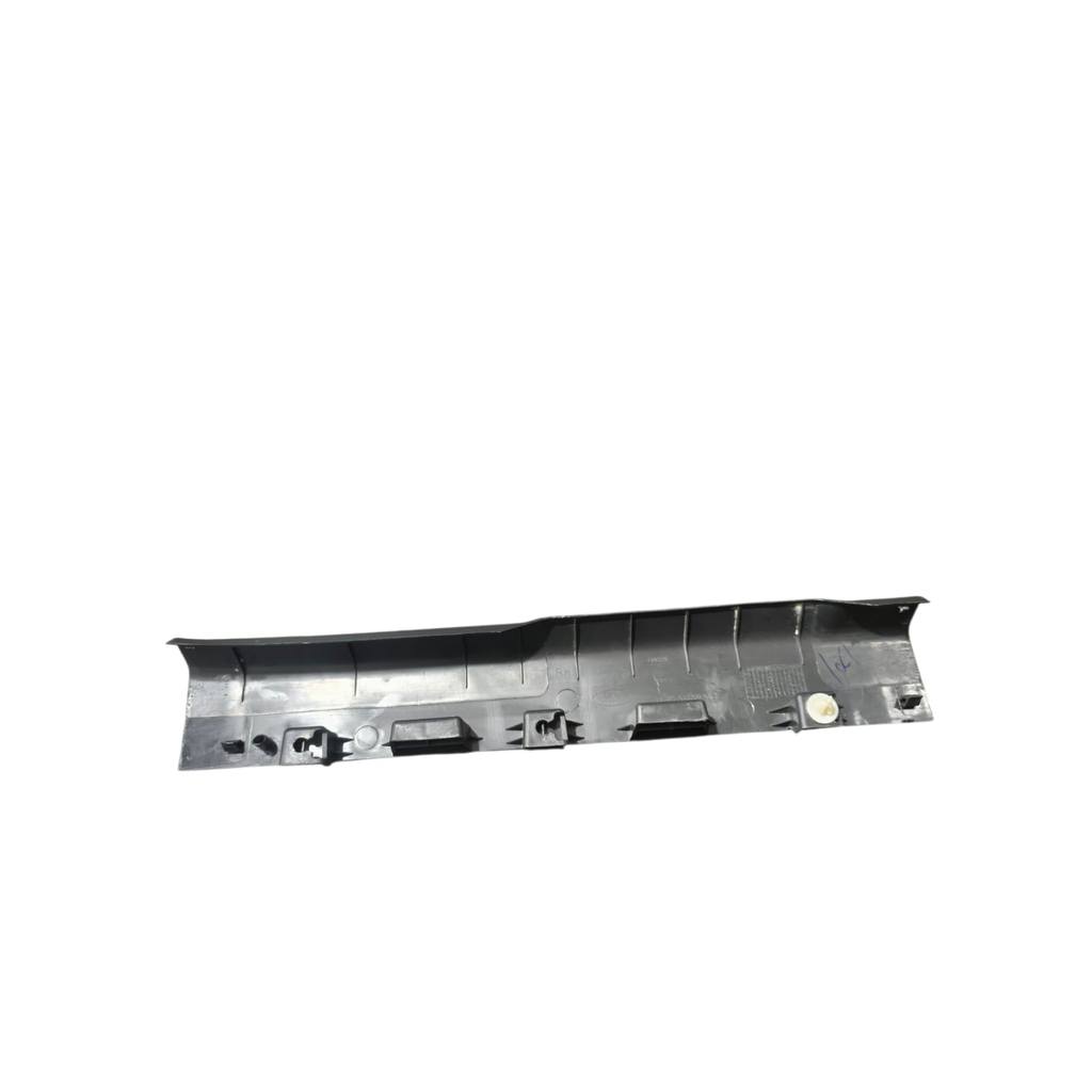 Moldura soleira porta dianteira direita Ford Ka 2015/2021 - Imagem 3