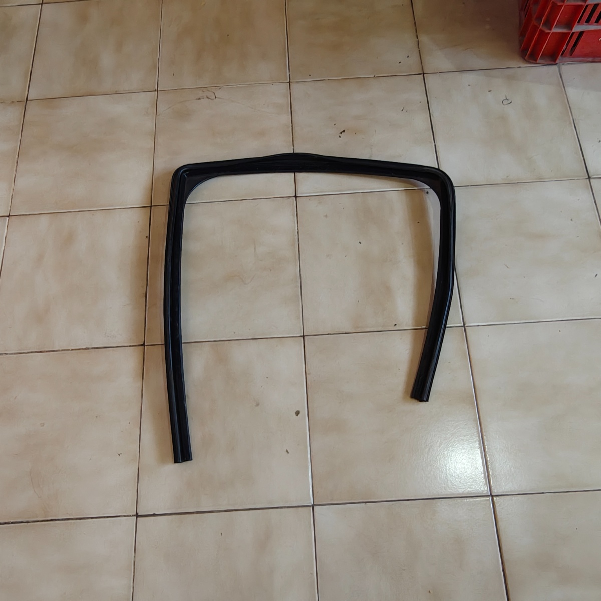 Canaleta Vidro Porta Traseira Esquerda C3 2013 A 2019 Orig Preto
