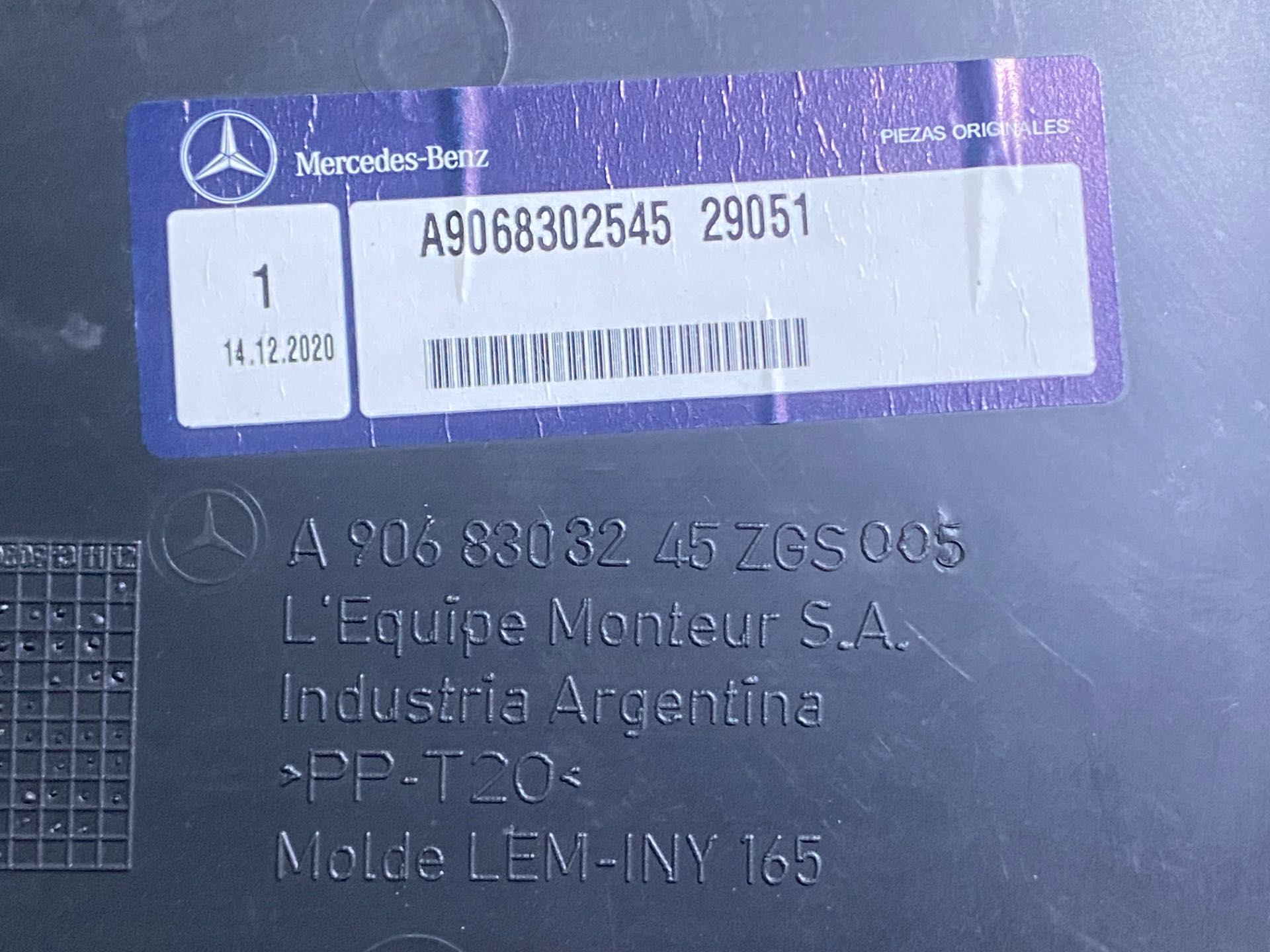 Acabamento Duto Ar Teto Sprinter 2012 A 2018 Original Novo - Imagem 4