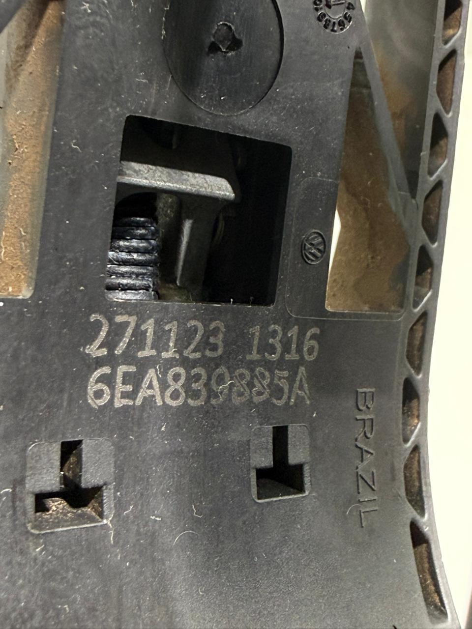 Suporte da Maçaneta Direita VW T-Cross/Polo/Nivus 6EA839885A - Imagem 5