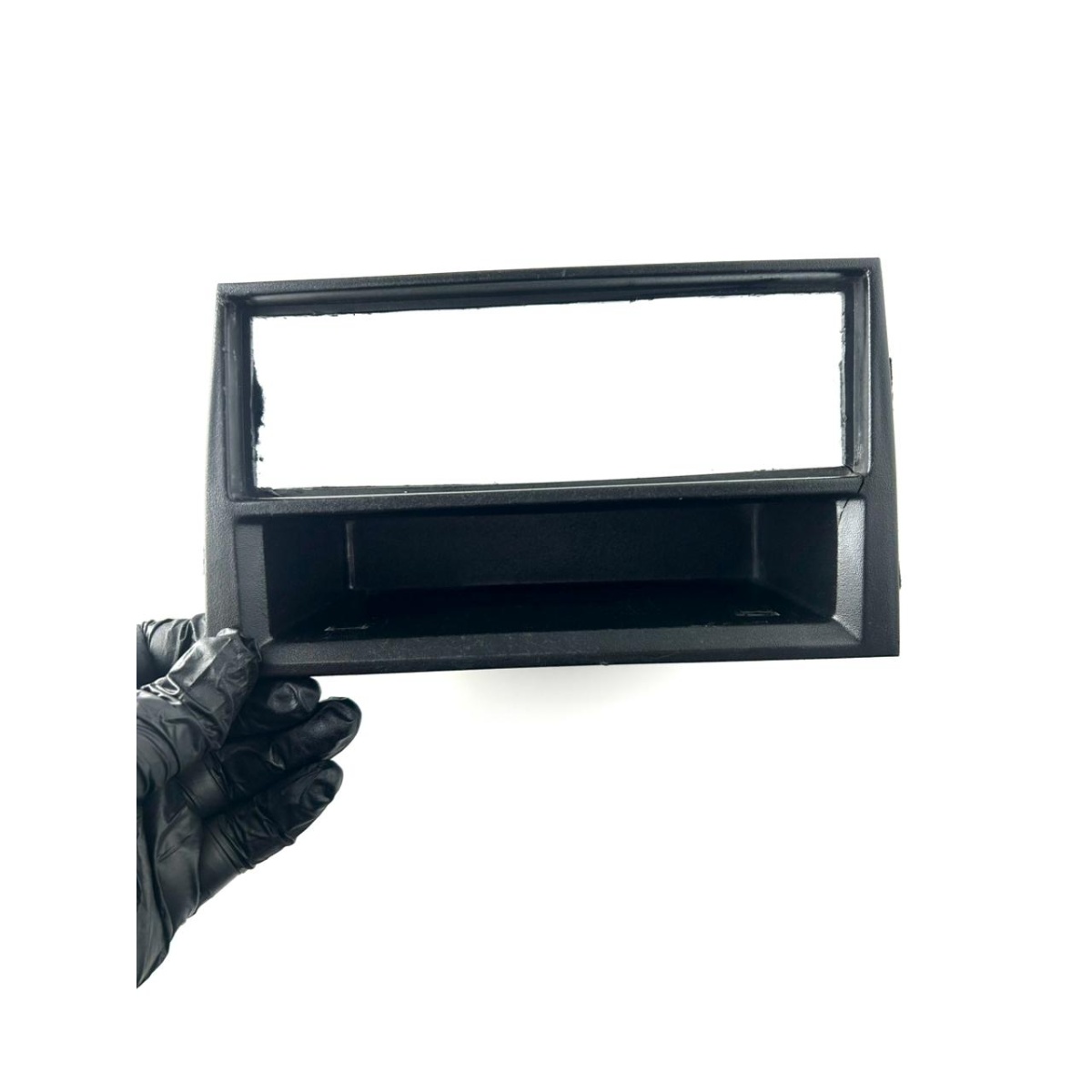 Moldura Rádio 1 Din Com Porta Objetos Corsa Sedan 2004 - Imagem 1