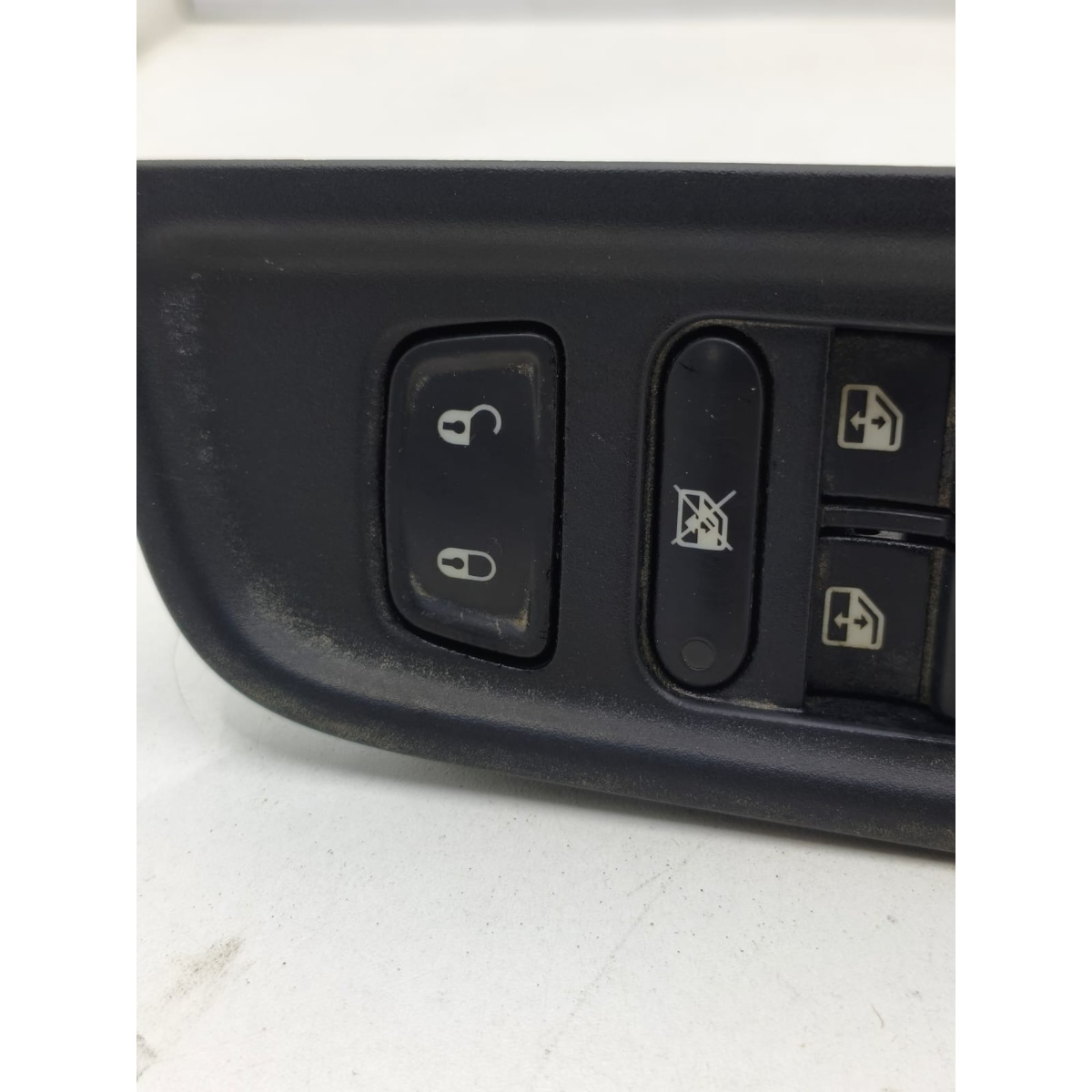 Botao Vidro Eletrico Trava Jeep Compass 30170999 Bt15 - Imagem 2