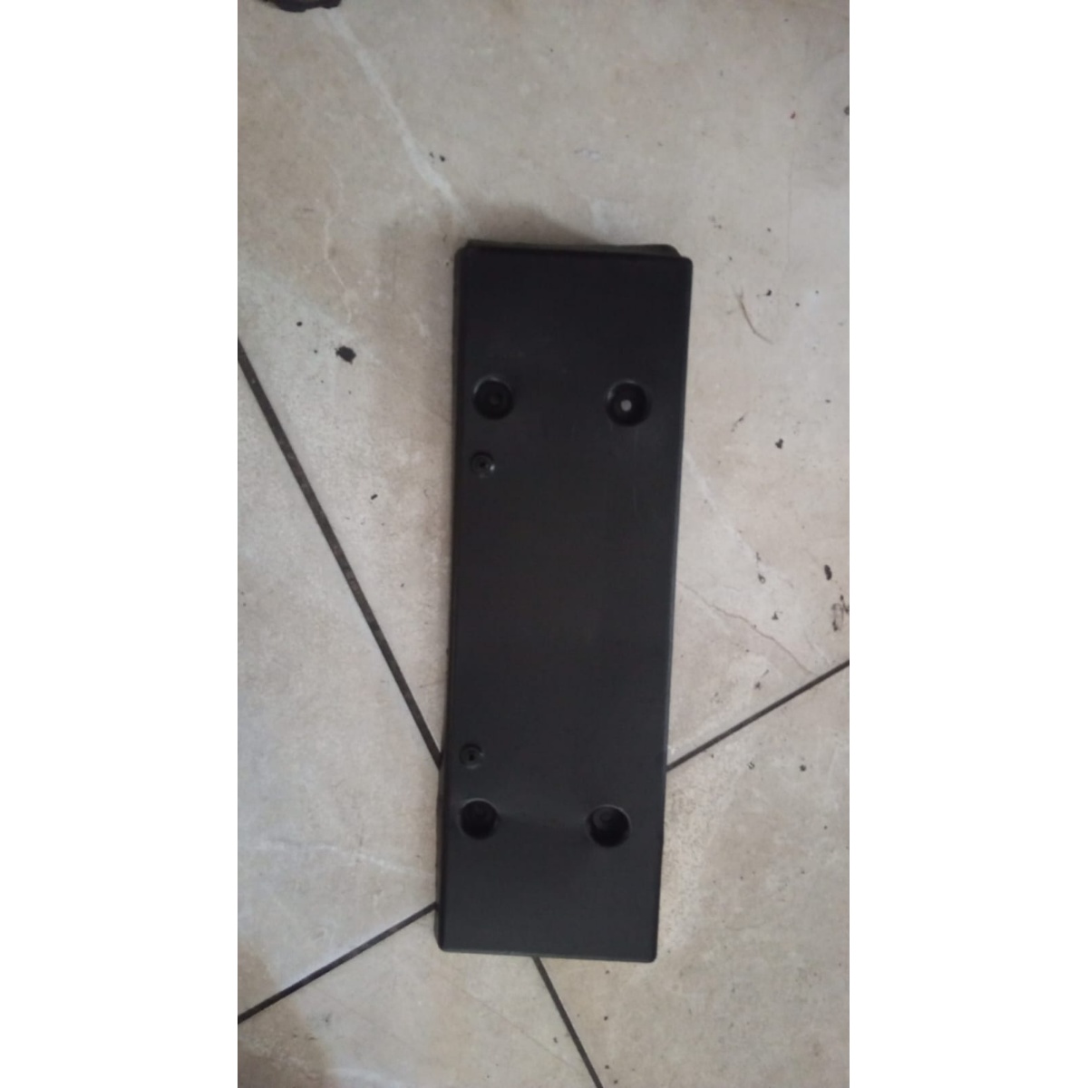 Suporte De Placa Dianteiro Fipe Renegade  Código 100 22 06 0 Preto