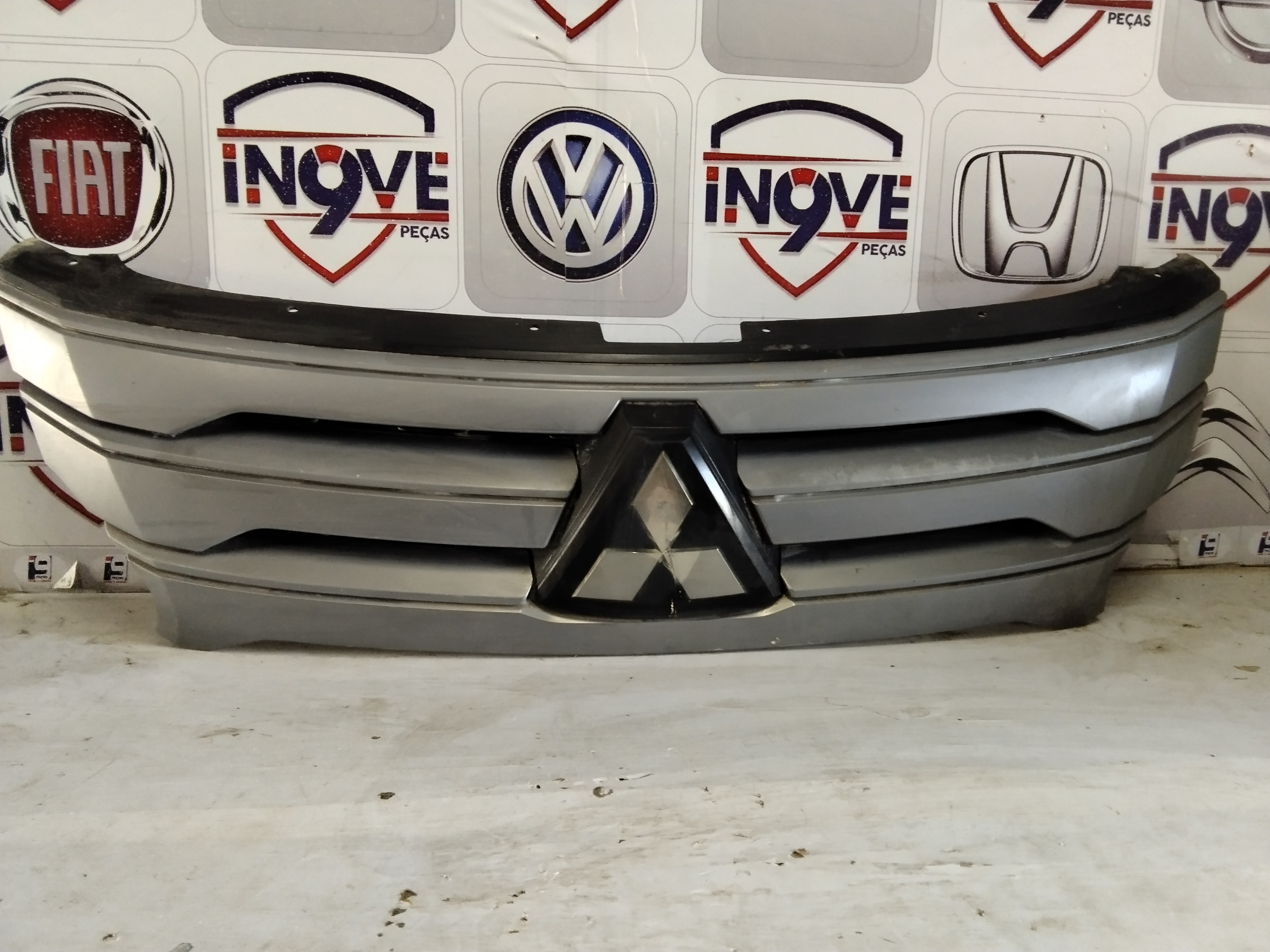 Grade Frontal Pajero Sport 2024 - Imagem 3