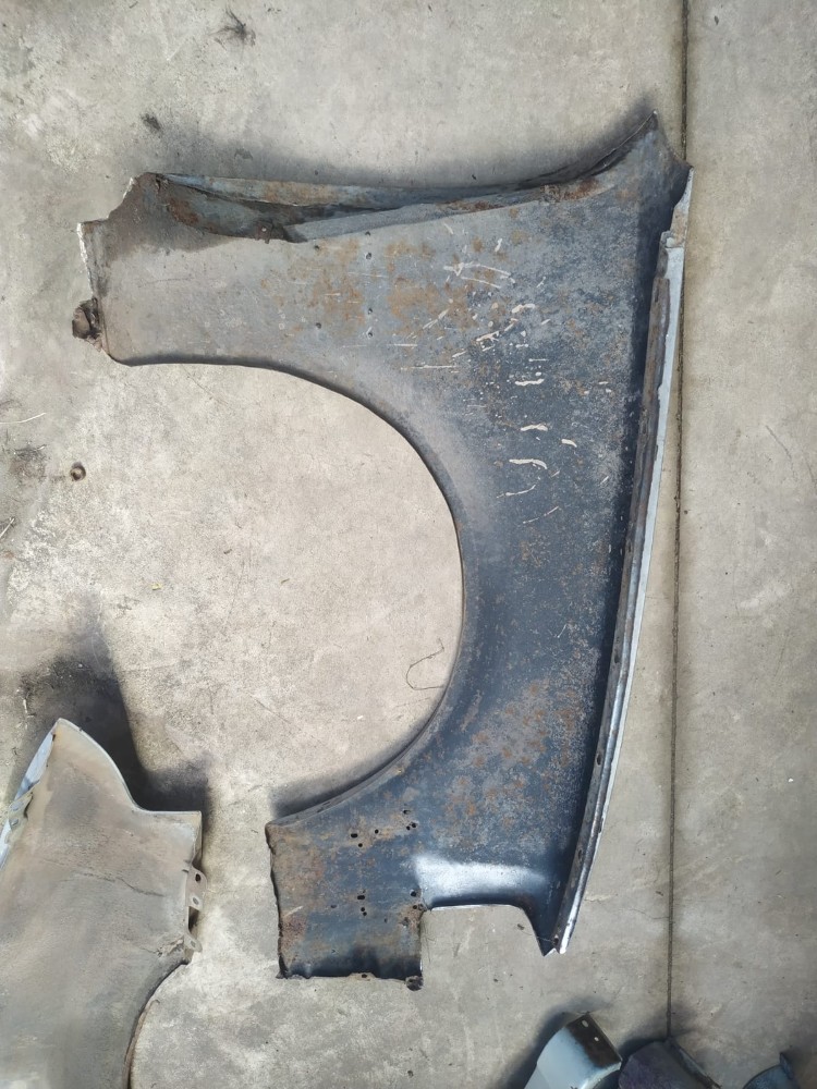 Paralama Dianteiro Esquerdo Gm Chevette 93 Com Detalhes - Imagem 4