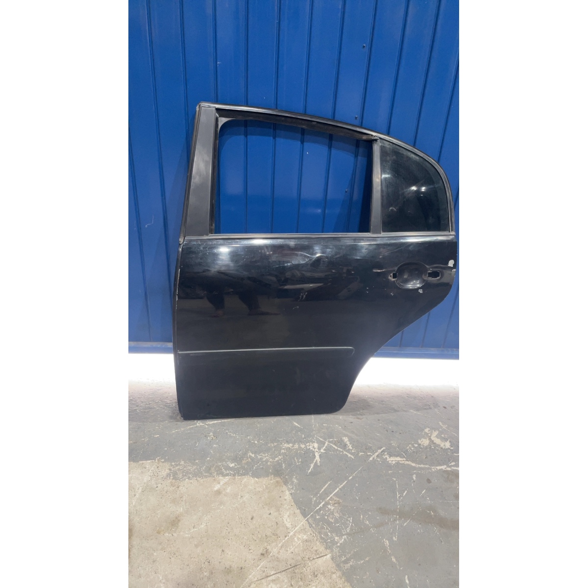 Porta Traseira Esquerda Polo Sedan 2005 Dianteira Esquerda Preto