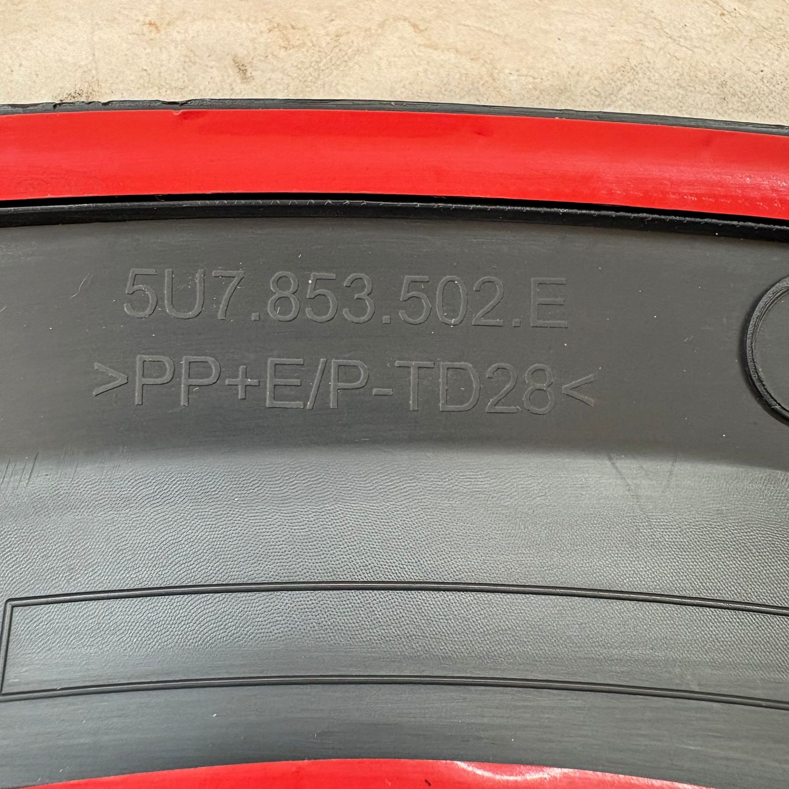 Moldura Paralama Dianteiro Direito VW Saveiro - Imagem 7