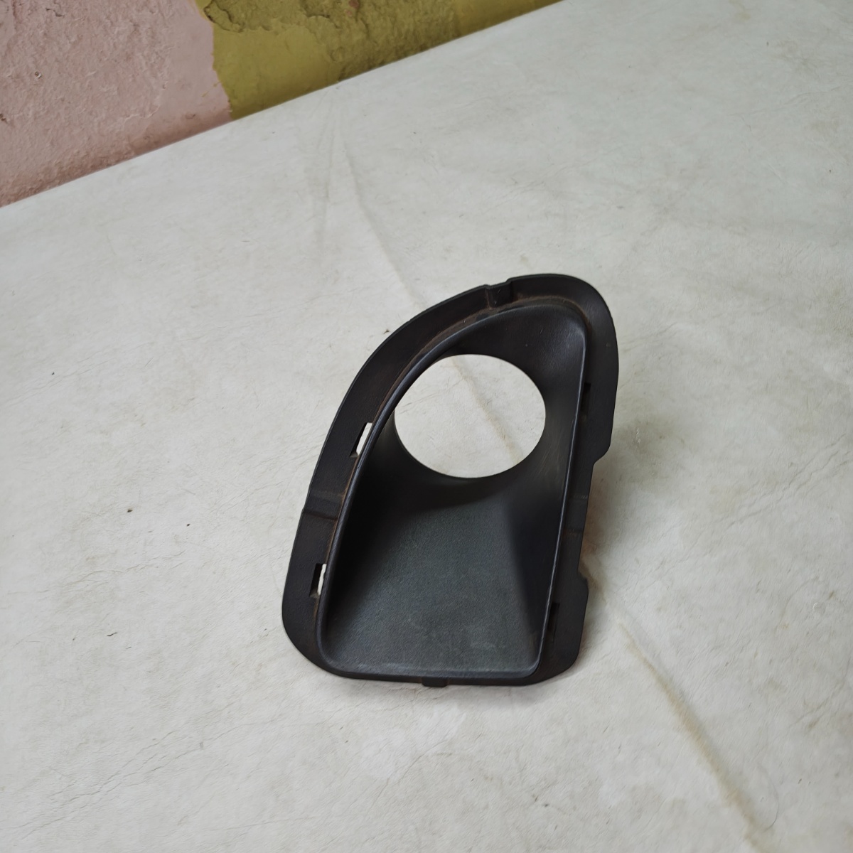 Moldura Farol Milha Direito Fiat Punto 2007 A 2012 Original Direito - Imagem 3