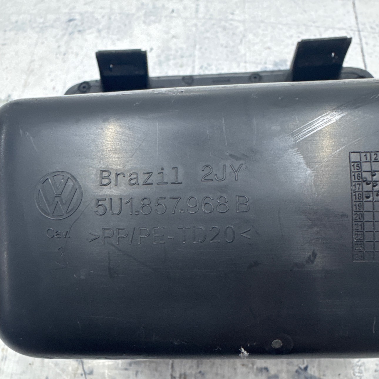 Tampa Caixa Fusível Vw Gol Saveiro Voyage G7 G8 2018-2020 - Imagem 2