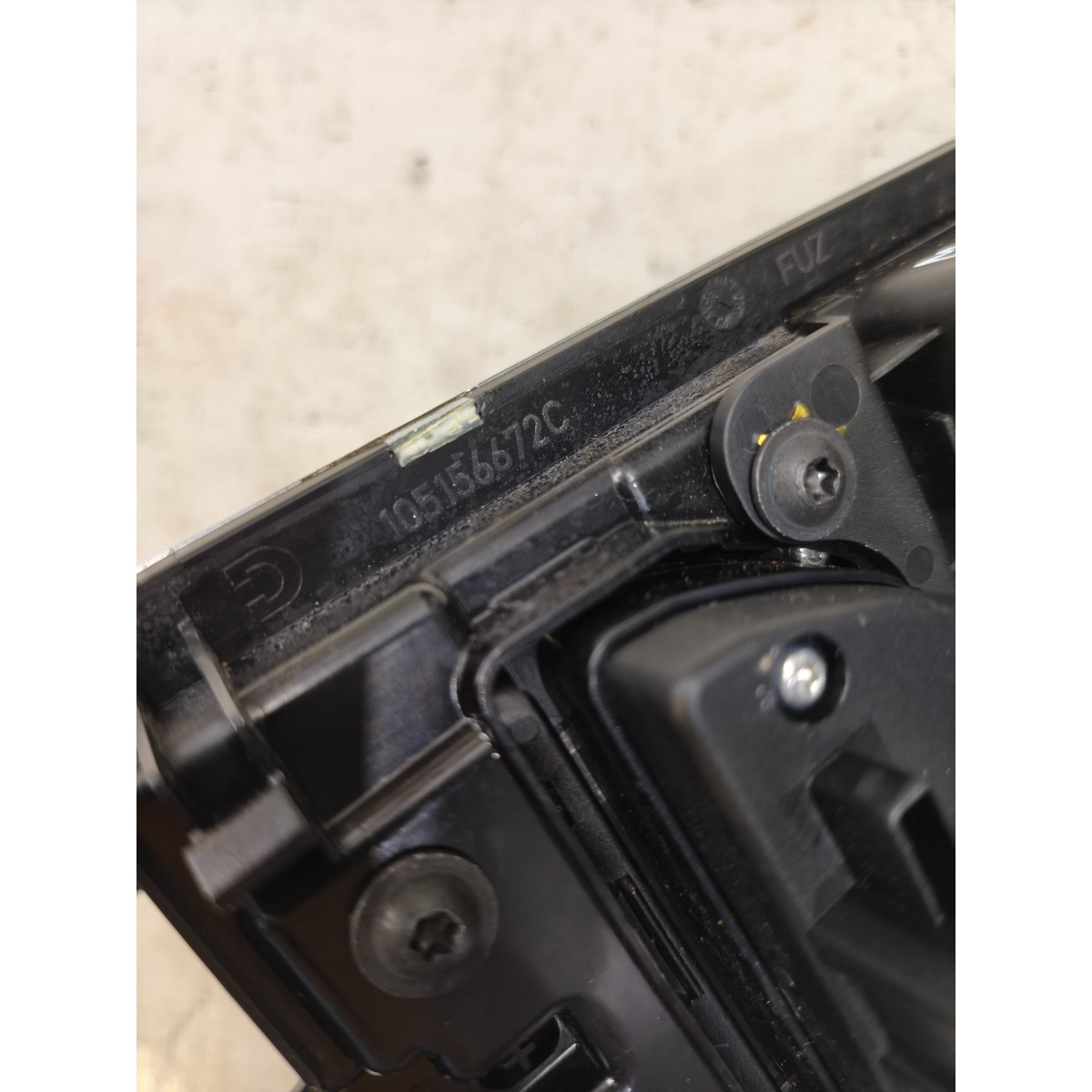 Moldura Console Alavanca Cambio Macan 15 A 24 105156672C - Imagem 7