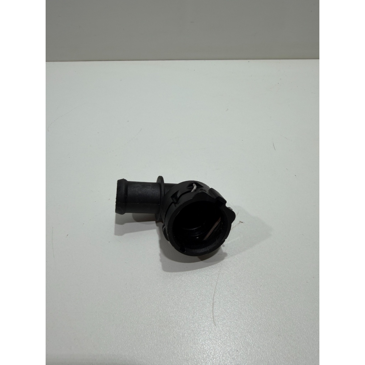 Conexão Flange Agua Volks Taos 2023 1.4 TSI 5q0122291aj