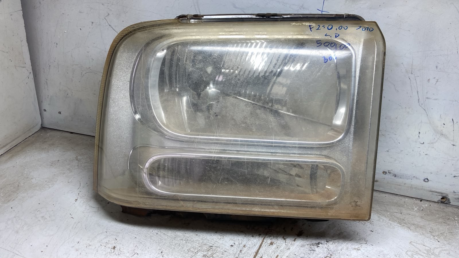 Farol F250 2010 Lado Direito