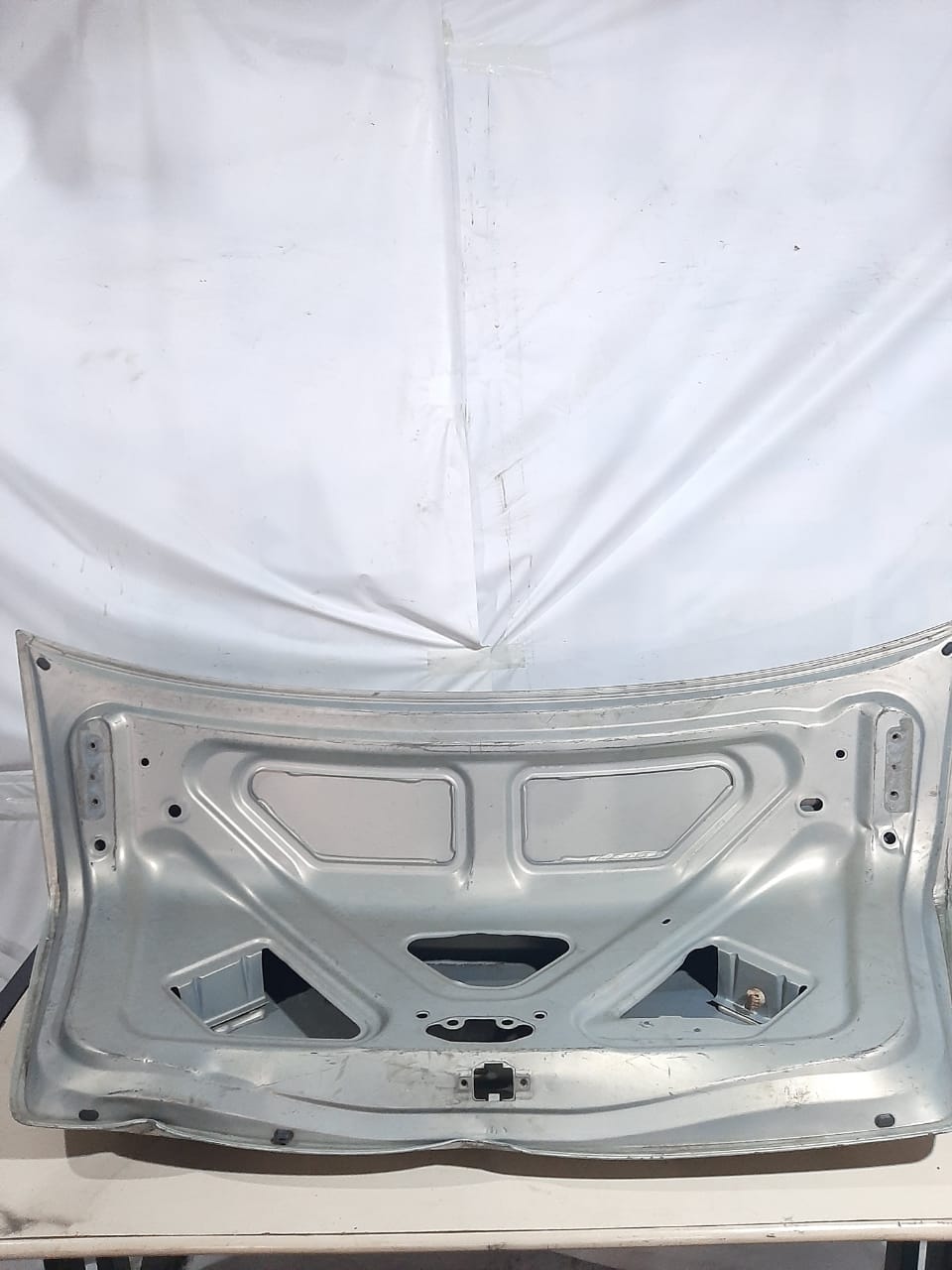 TAMPA TRASEIRA  CLIO (PRATA) - Imagem 8
