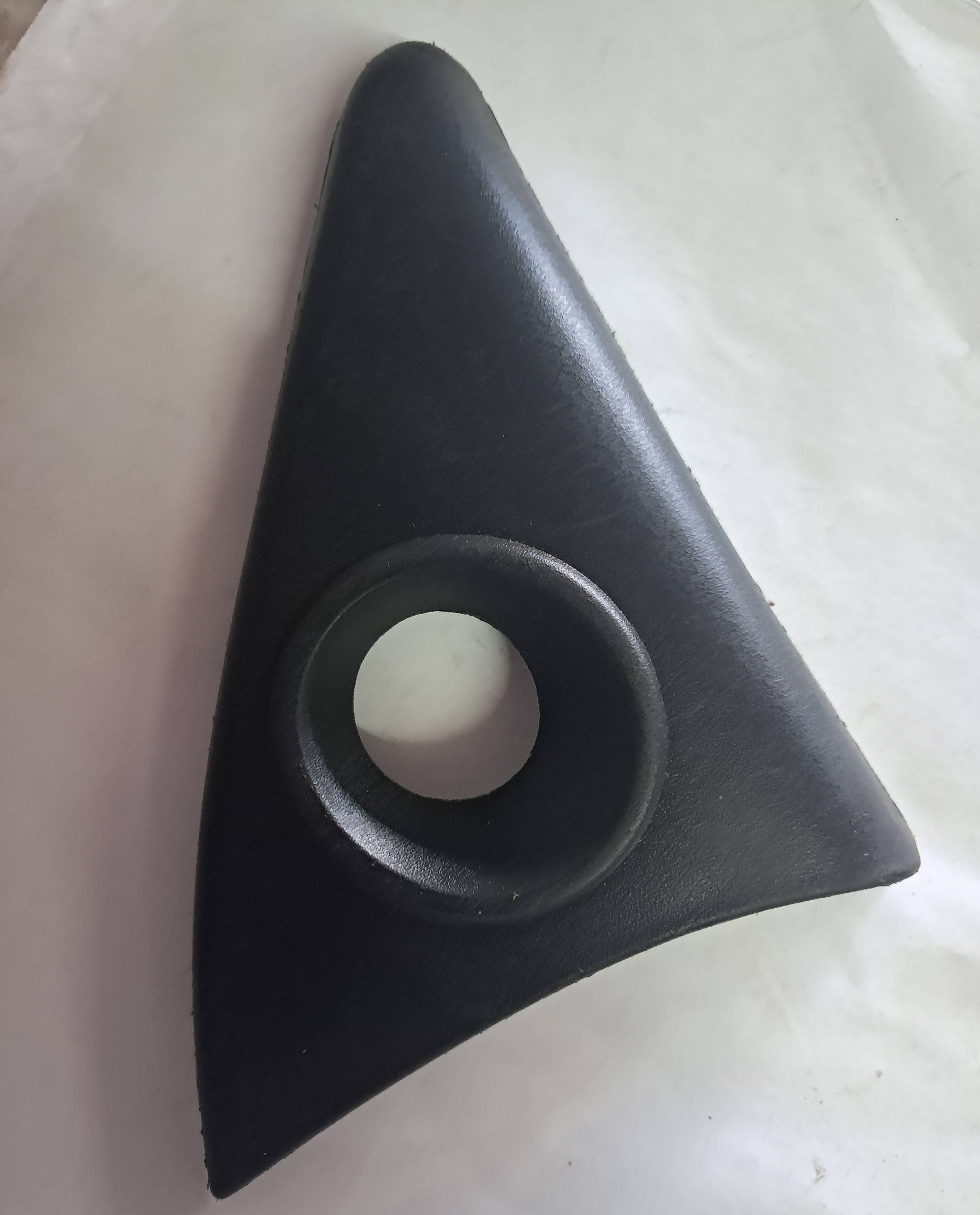 Acabamento Retrovisor Dir. Renault Sandero Logan
