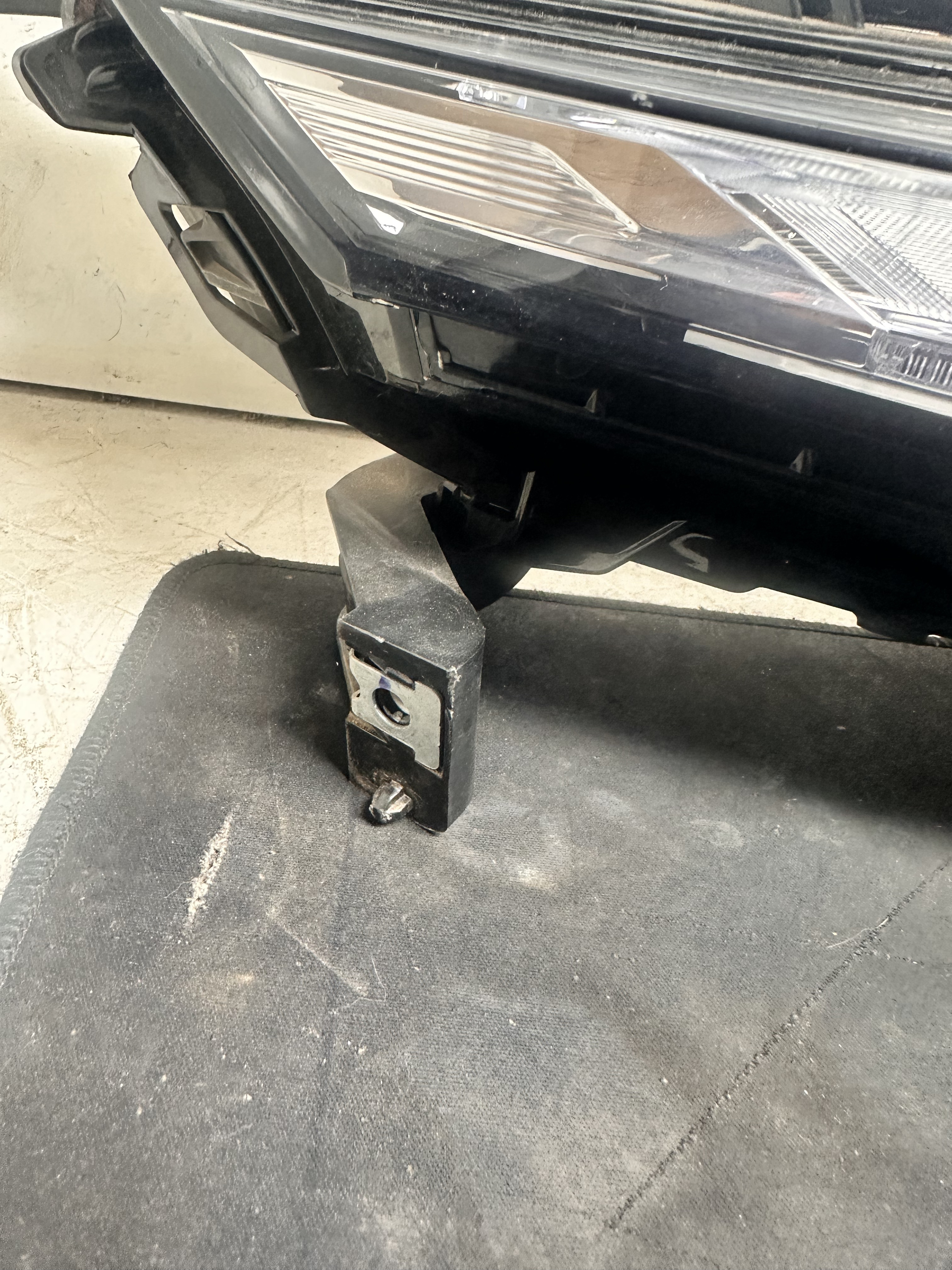 Farol  Mitsubishi Eclipse Cross (Modelos 2023 A 2025) - Imagem 2