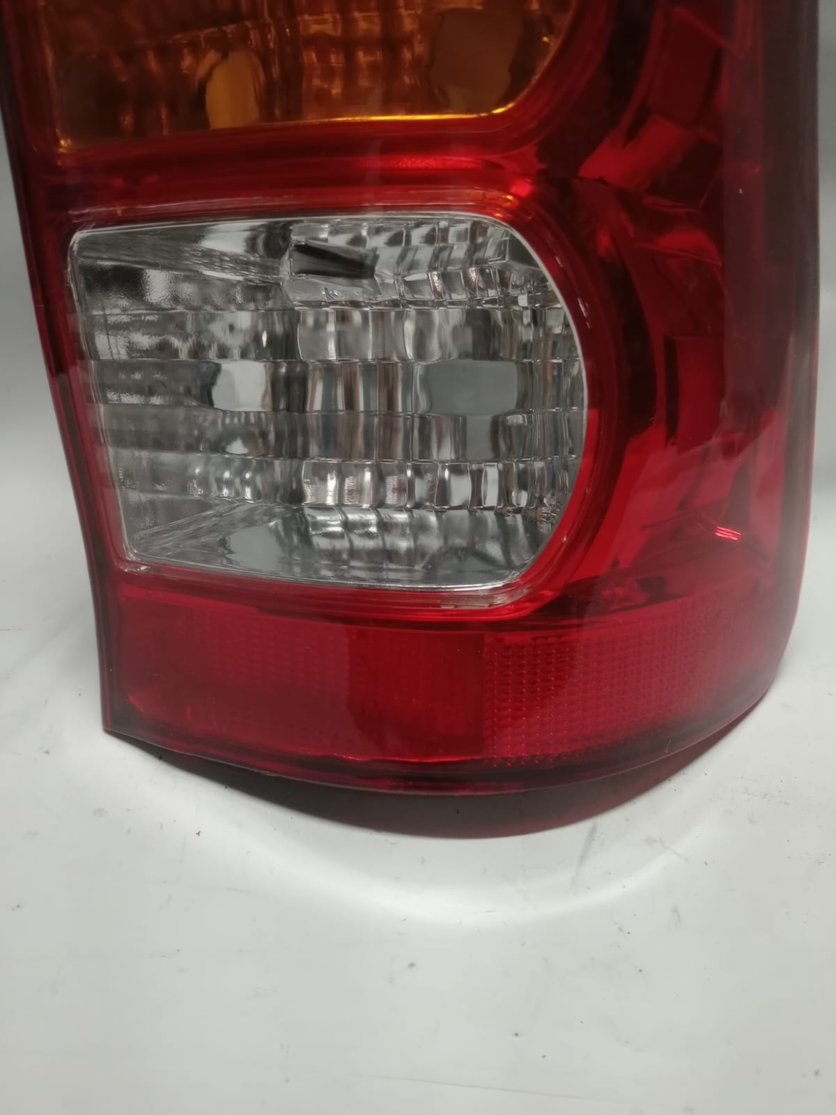 LANTERNA TRASEIRA HILUX PICK UP 2005/2011 TRICOLOR LD USADA@ - Imagem 4